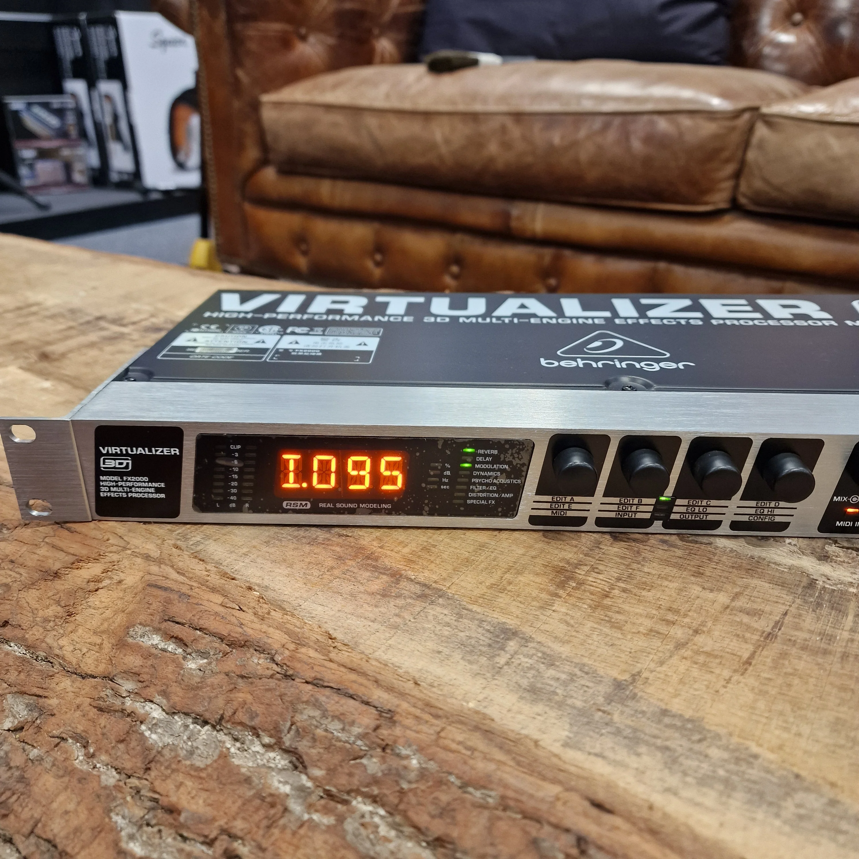 Behringer Virtualizer 3D Multi Effects Processor | Second Hand - Image 2