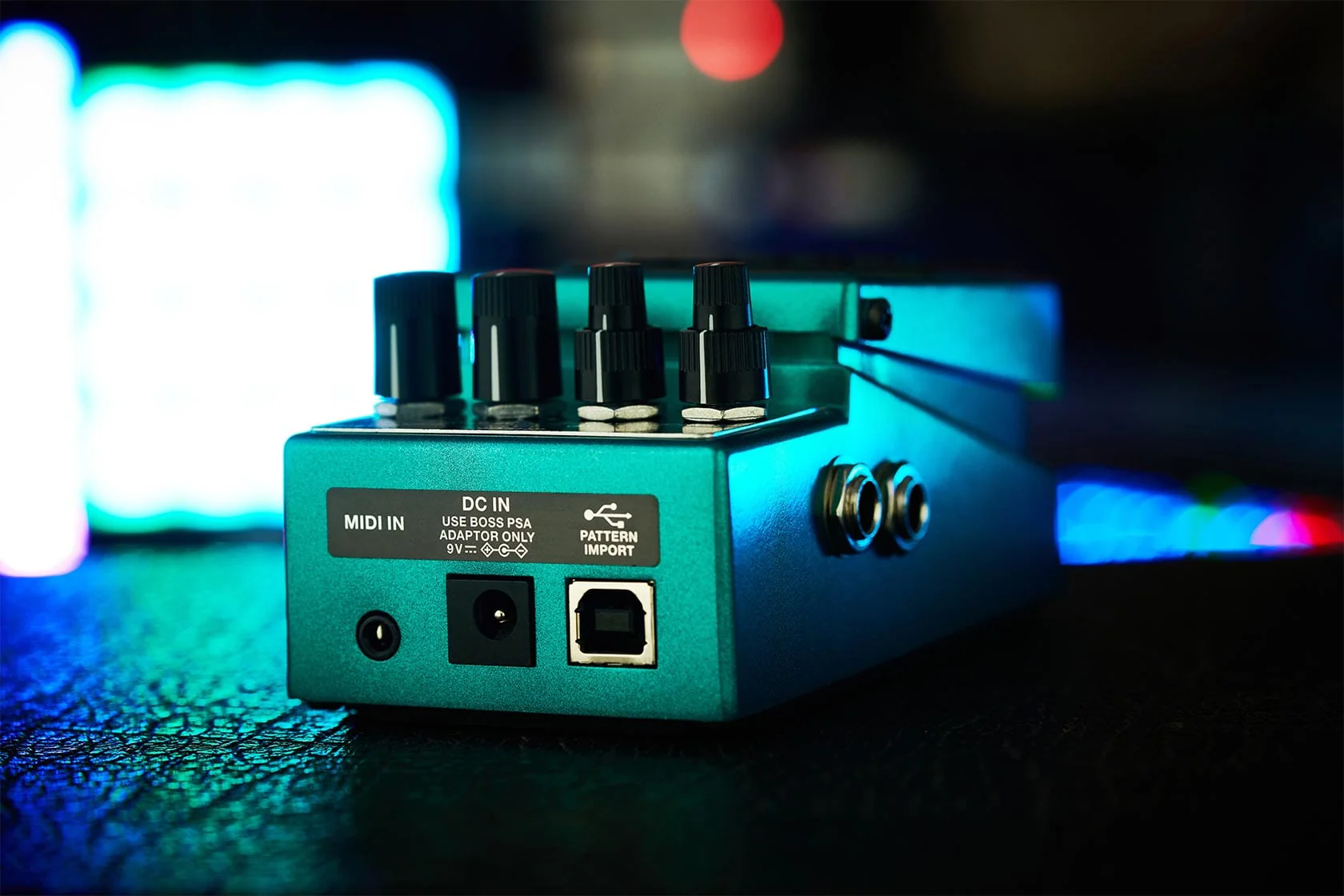 Boss SL2 Slicer Guitar Effects Pedal - Image 5