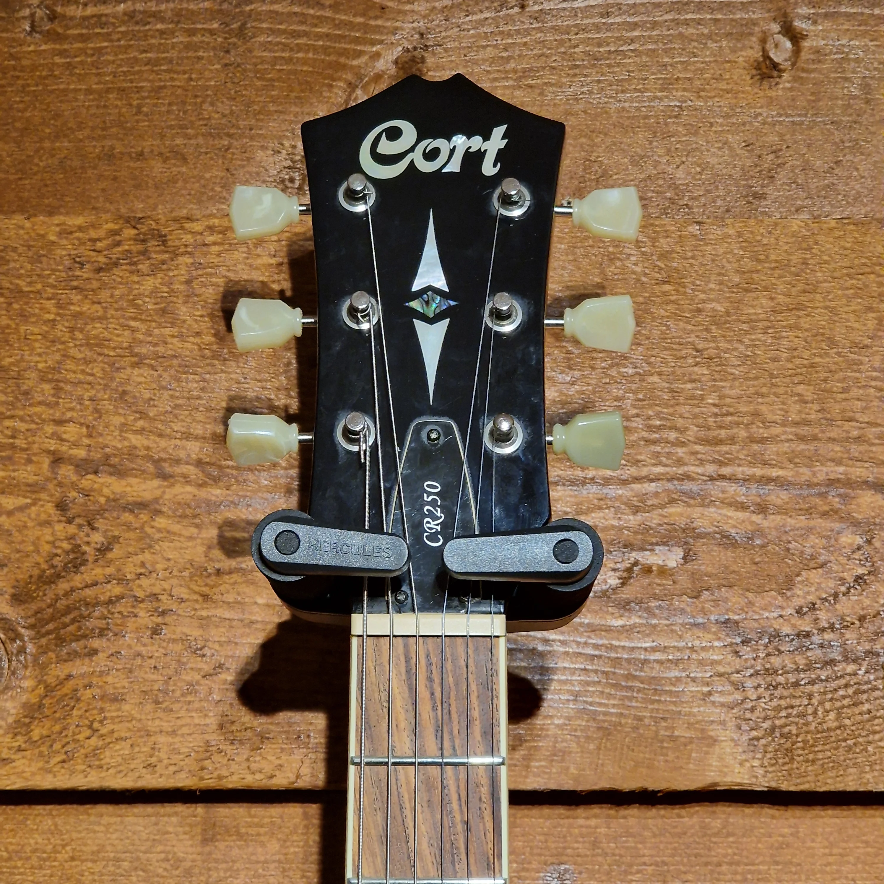 Cort CR250 Electric Guitar; Translucent Black: Serial No: 101200322 | Second Hand - Image 3