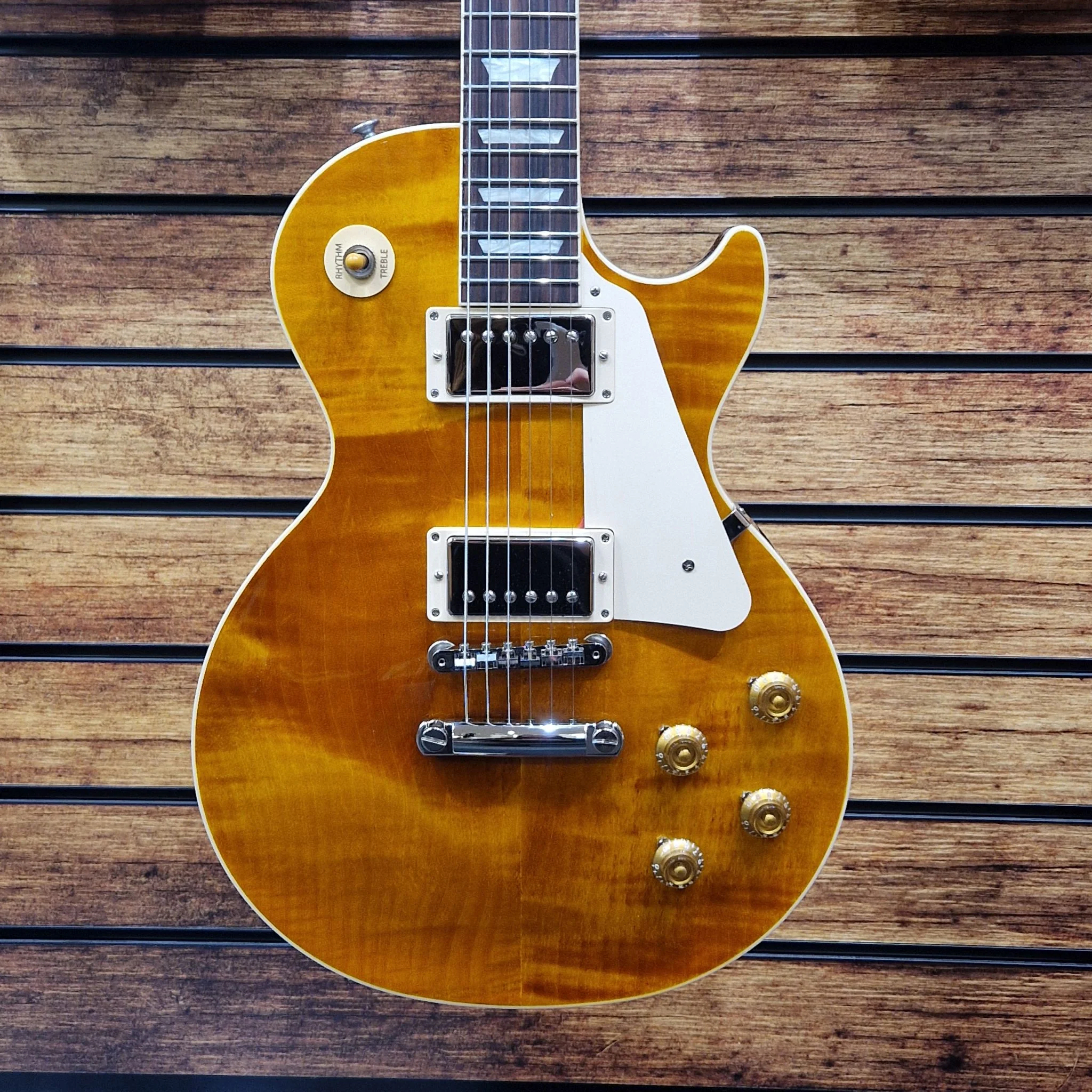 Gibson USA Les Paul Standard 50s Figured Top; Honey Amber - Image 2