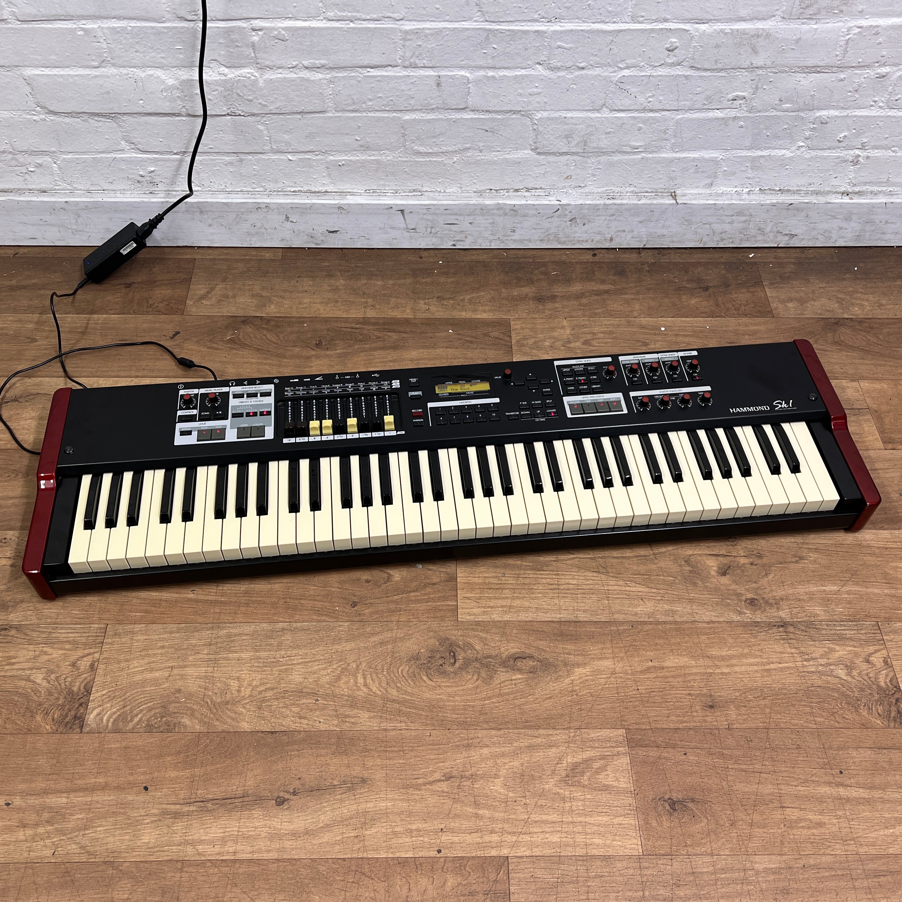 Hammond SK1 73 Stage Keyboard with Carry Bag; Serial No: 15040112 | Second Hand