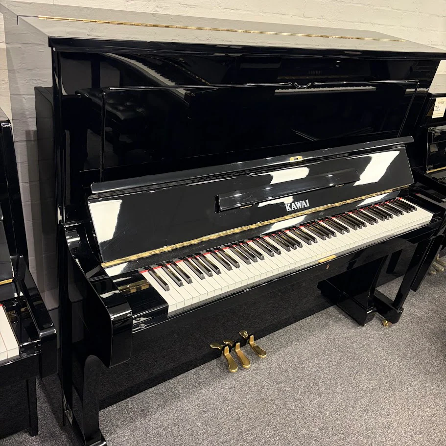 Kawai BL61 Special Upright Piano in Polished Ebony: Serial No: K1050992 | Second Hand - Image 3
