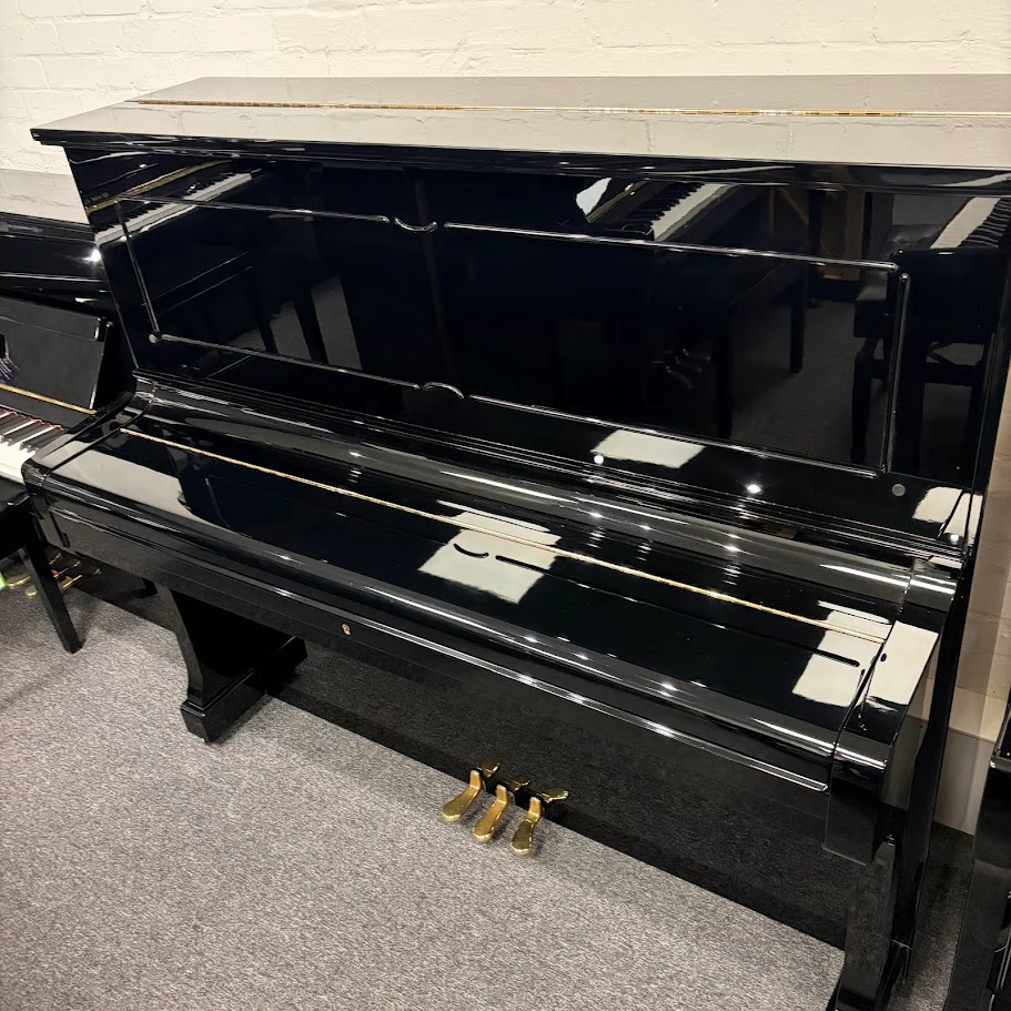 Kawai BL61 Special Upright Piano in Polished Ebony: Serial No: K1050992 | Second Hand - Image 5