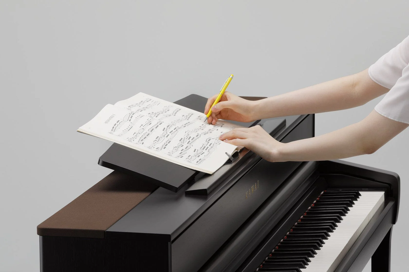 Kawai CA701 Digital Piano; Satin Black - Image 7