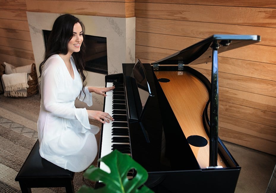 Kawai DG30 Polished Ebony Digital Grand Piano Premium Package - Image 2