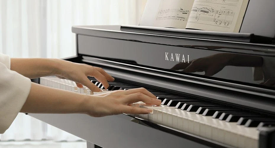 Kawai DG30 Polished Ebony Digital Grand Piano With Stool & Kawai SH9 Headphones - Image 17