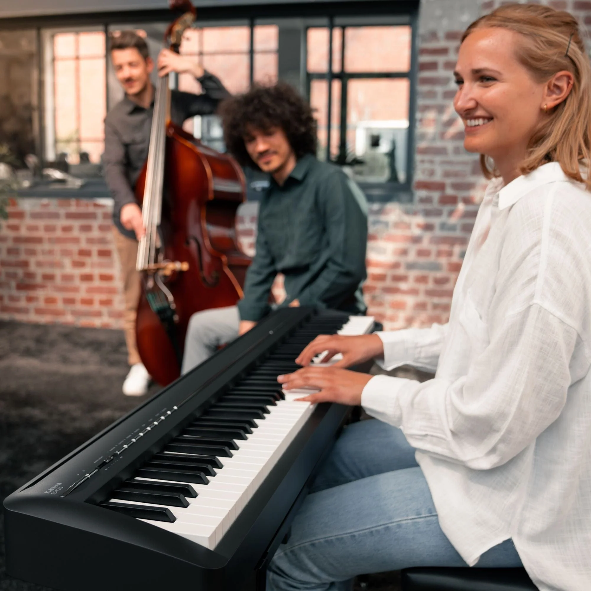 Kawai ES120 Digital Piano; White - Image 14