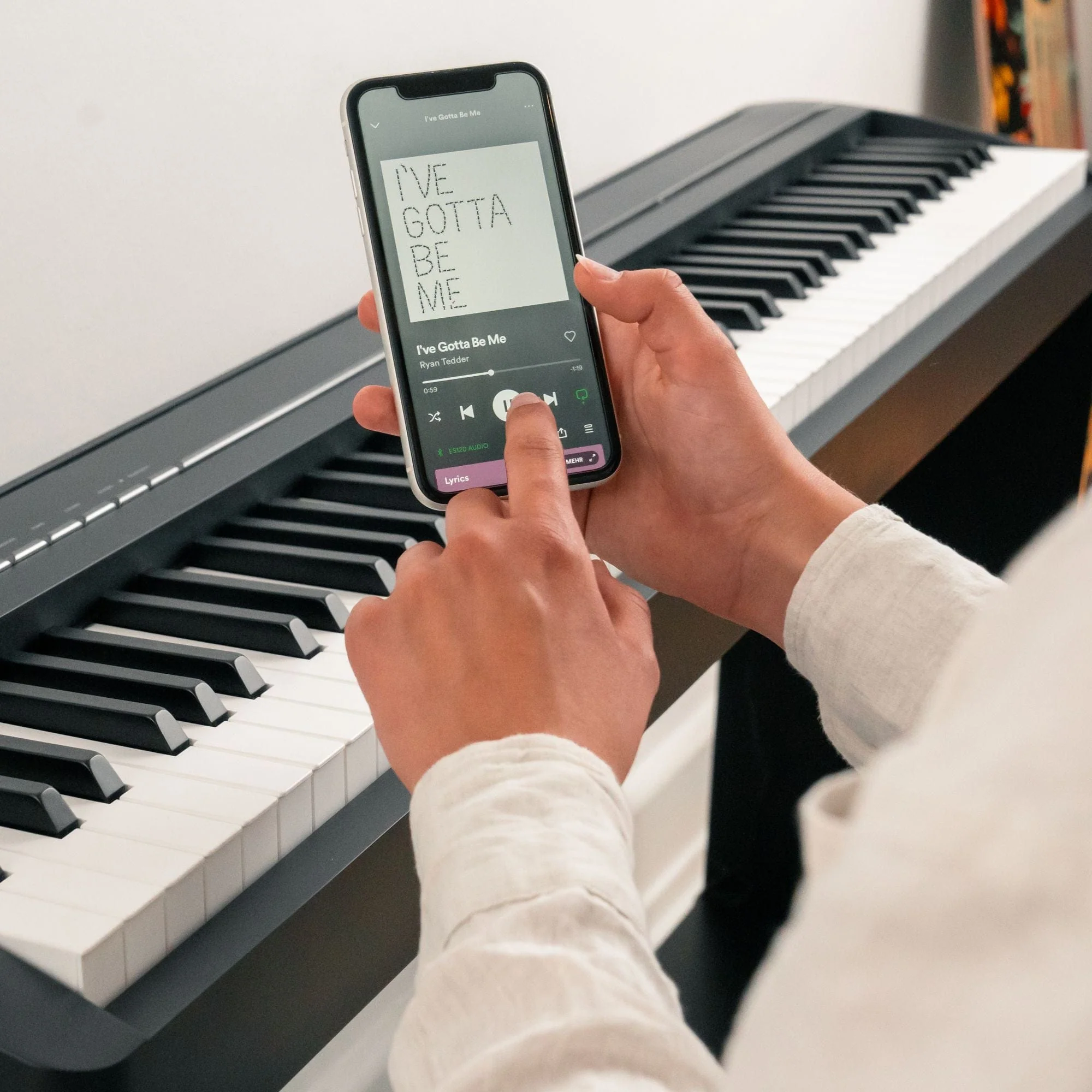 Kawai ES120 Digital Piano; White Upgraded Package - Image 3