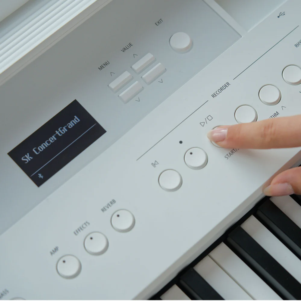 Kawai ES520 Digital Piano; White - Image 12