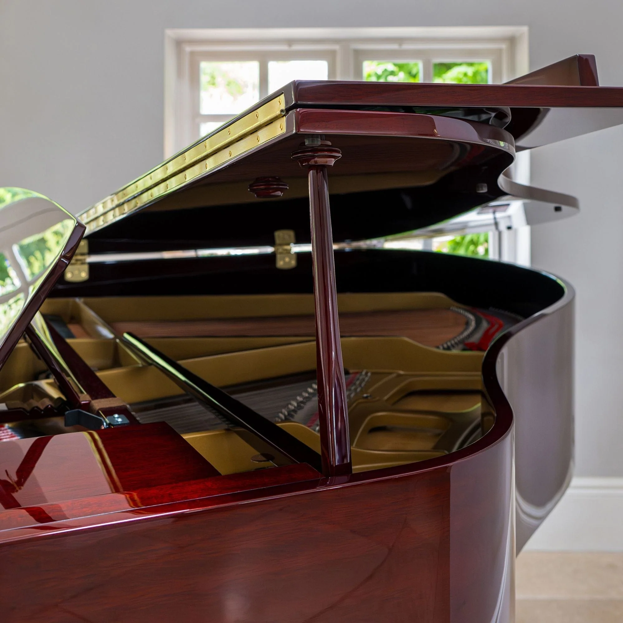 Kawai GL10 153cm Grand Piano; Polished Mahogany - Image 19