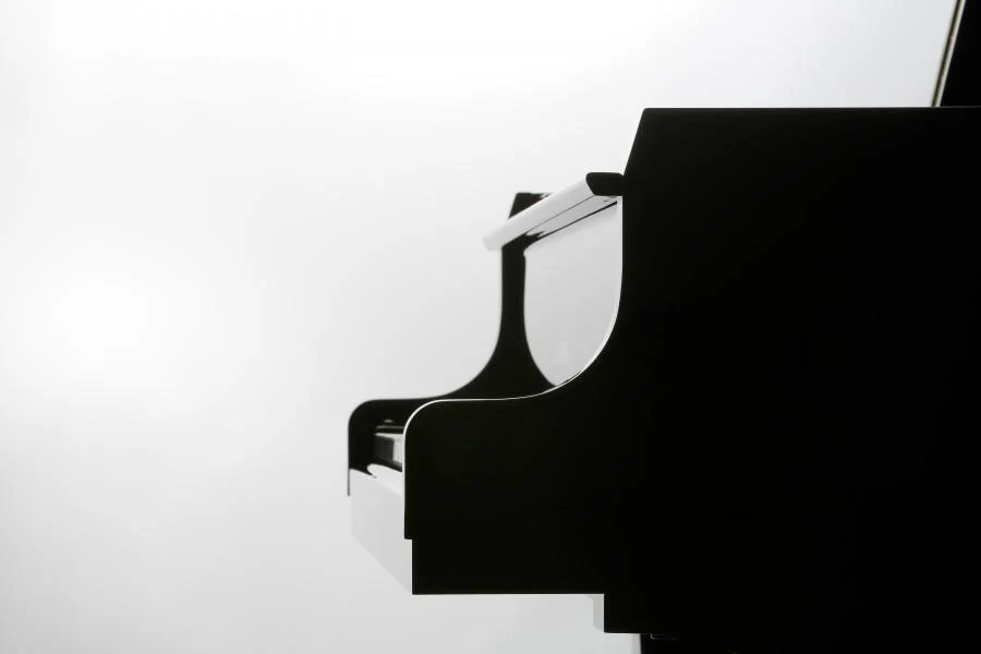 Kawai GL30 ATX4 Anytime Silent Grand Piano; Polished Ebony with Free Concert Stool - Image 16