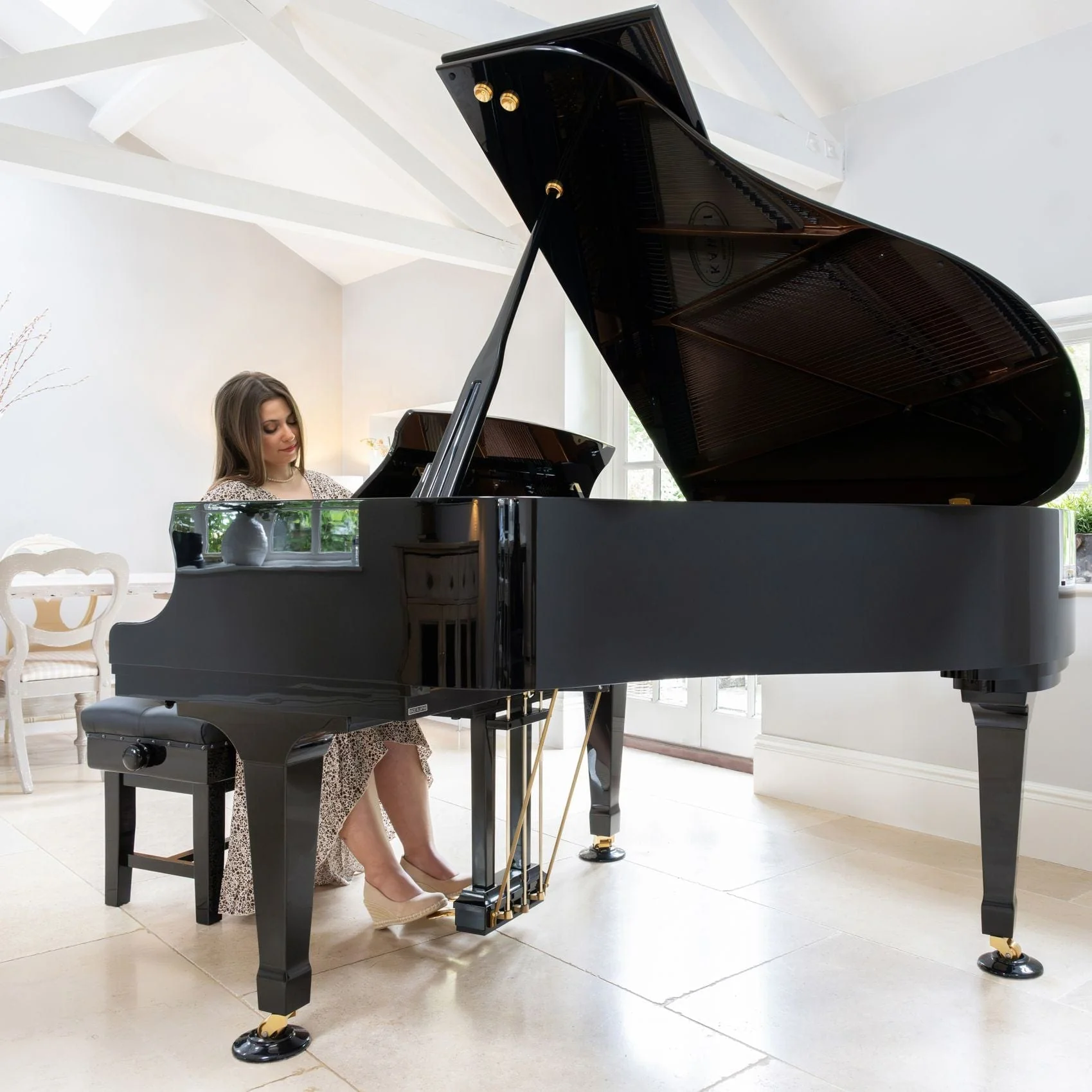 Kawai GX2 180cm Grand Piano; Polished Ebony - Image 4