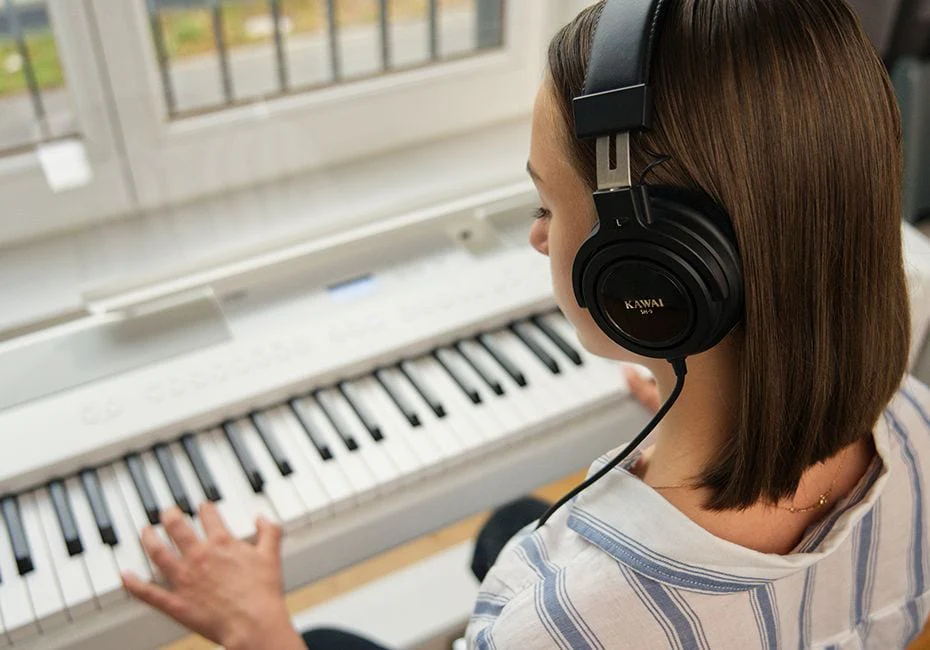 Kawai SH9 Digital Piano Headphones - Image 5