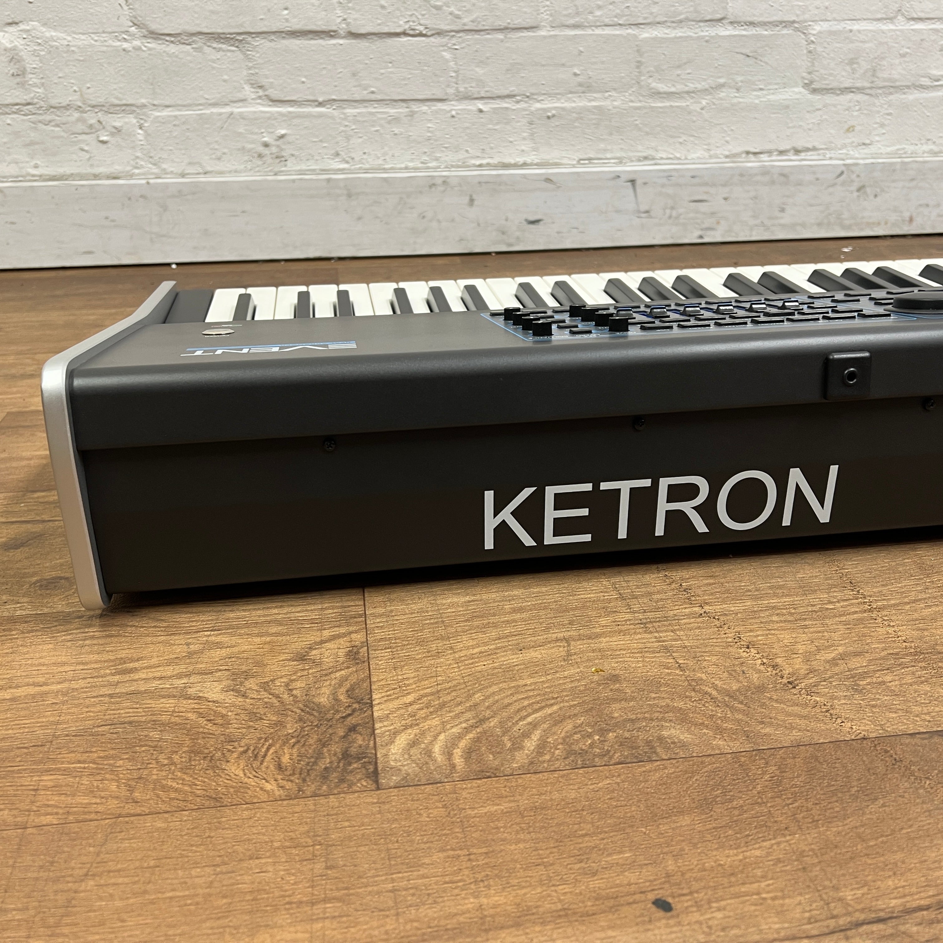 Ketron EVENT 76 Keyboard; Serial No: I1AA11147A | Second Hand - Image 9