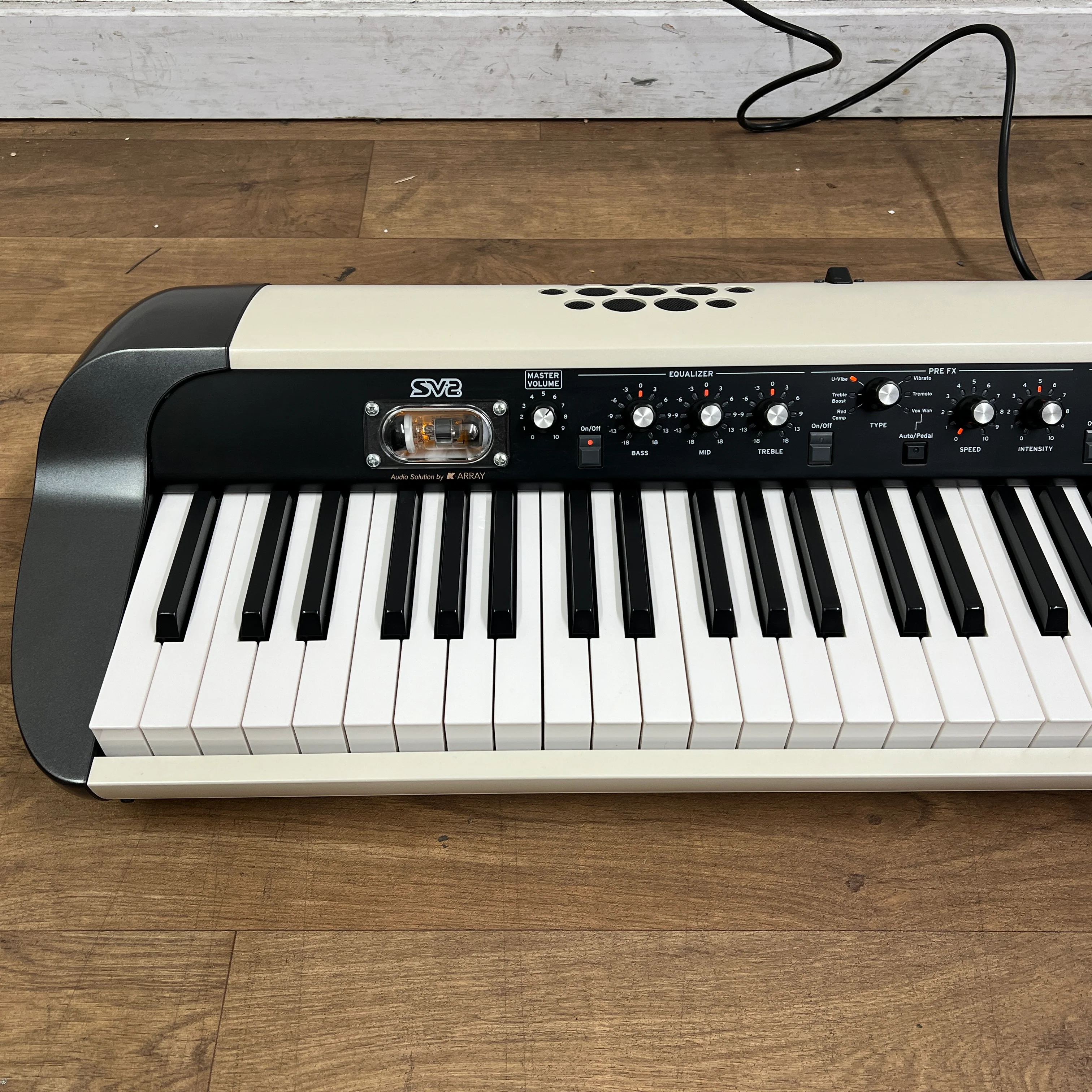 Korg SV2S 88 Stage Piano With Speakers; Serial No: 3460 | Second Hand - Image 2