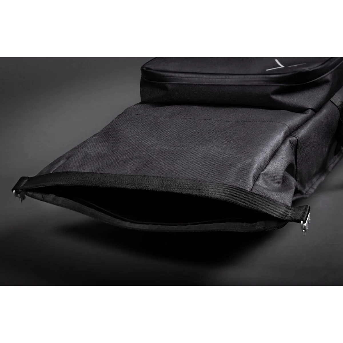 Line 6 Helix Stadium & Stadium XL Backpack Case - Image 5