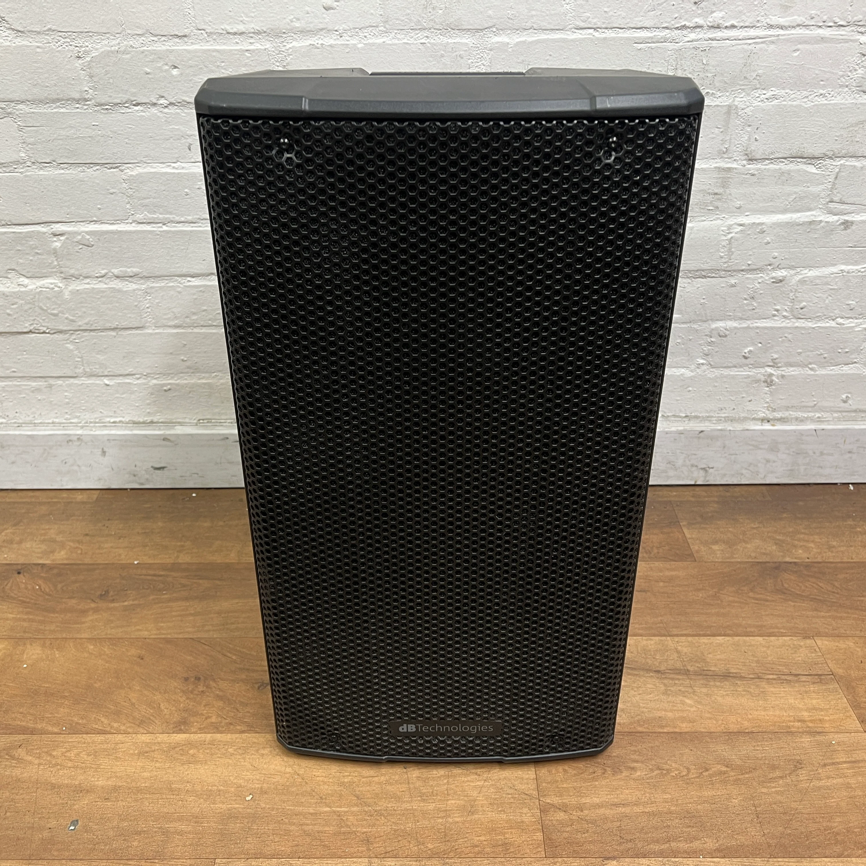 DB Technologies	B-Hype BH12 Active Speaker; Serial No: L666011805 | Second Hand