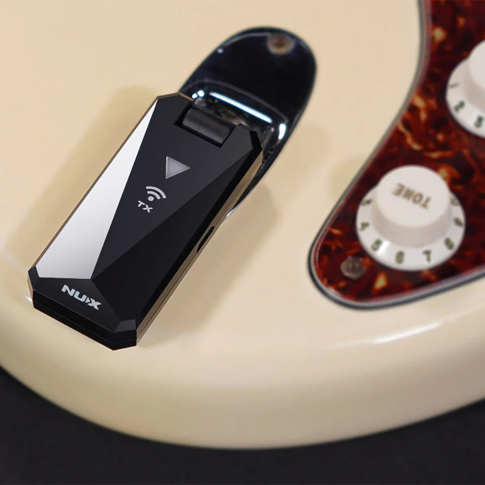 NUX B-5RC Rechargeable Guitar Bug Set 2.4GHz - Image 4