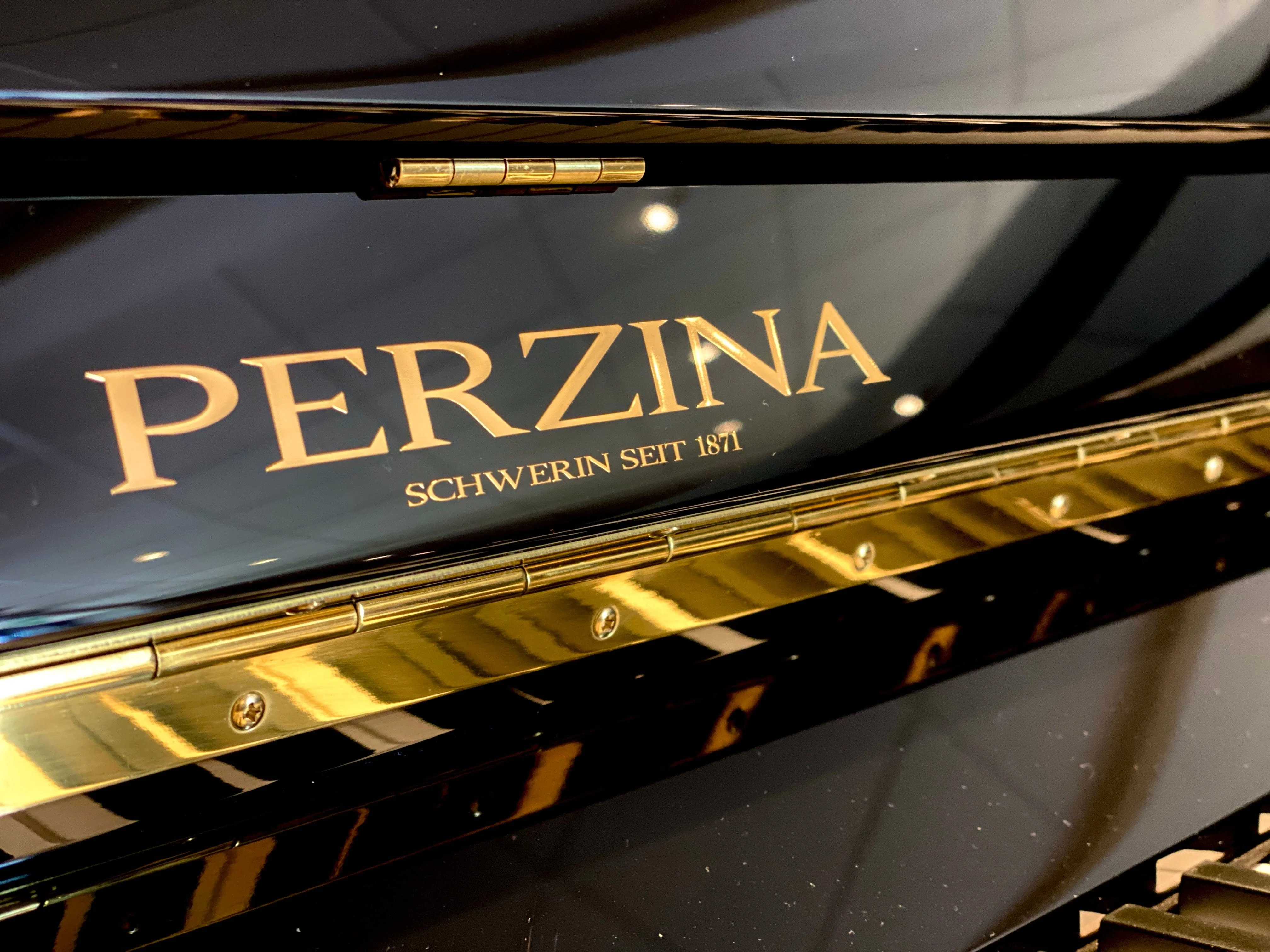 Perzina UP130 Upright Piano; Black Polished - Image 3