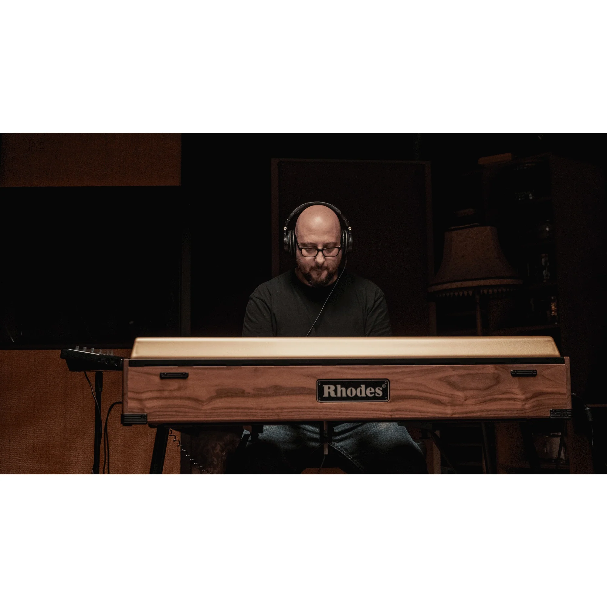 Rhodes MK8 Classic Electric Piano Incl Stand - Image 7