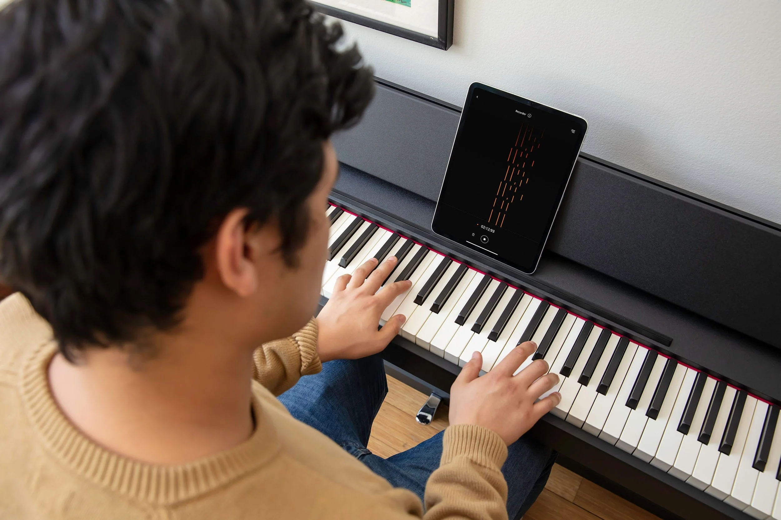 Roland F107 Digital Piano; Black - Image 12