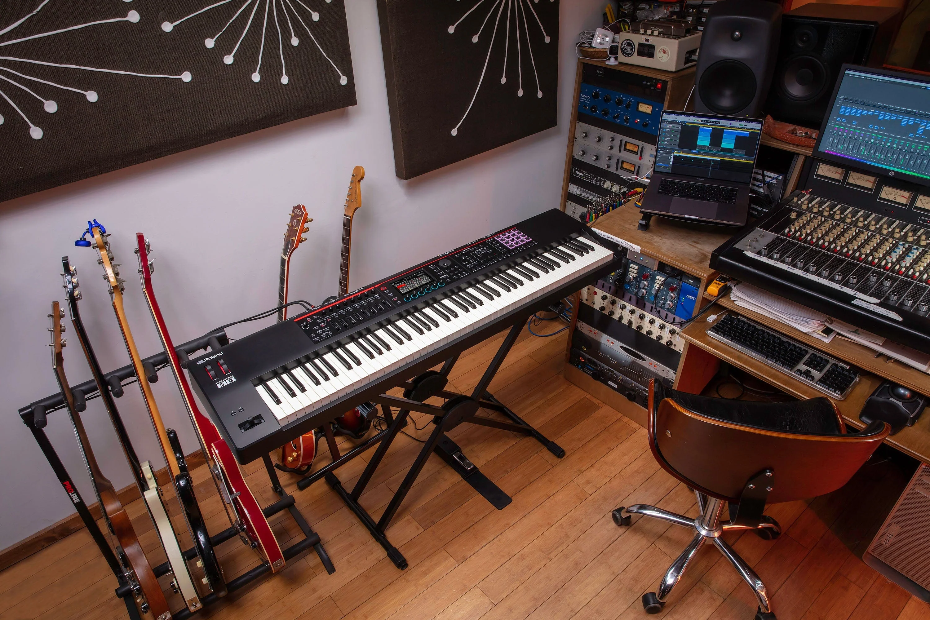 Roland FANTOM-06 61 Note Synthesizer Keyboard - Image 8