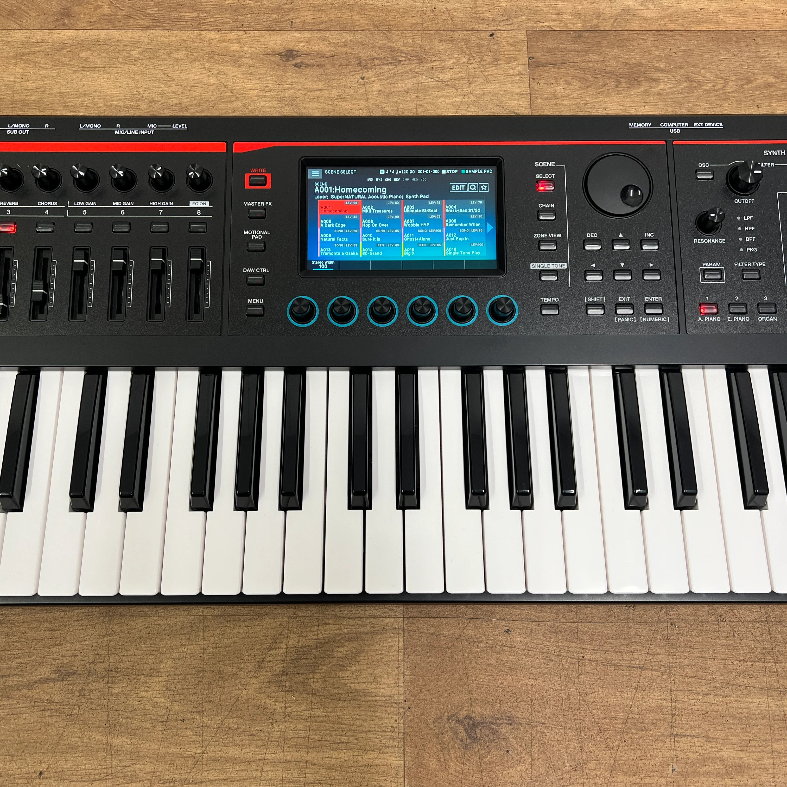 Roland Fantom 07 Keyboard; Serial No: Z7Q4962 | Second Hand - Image 5