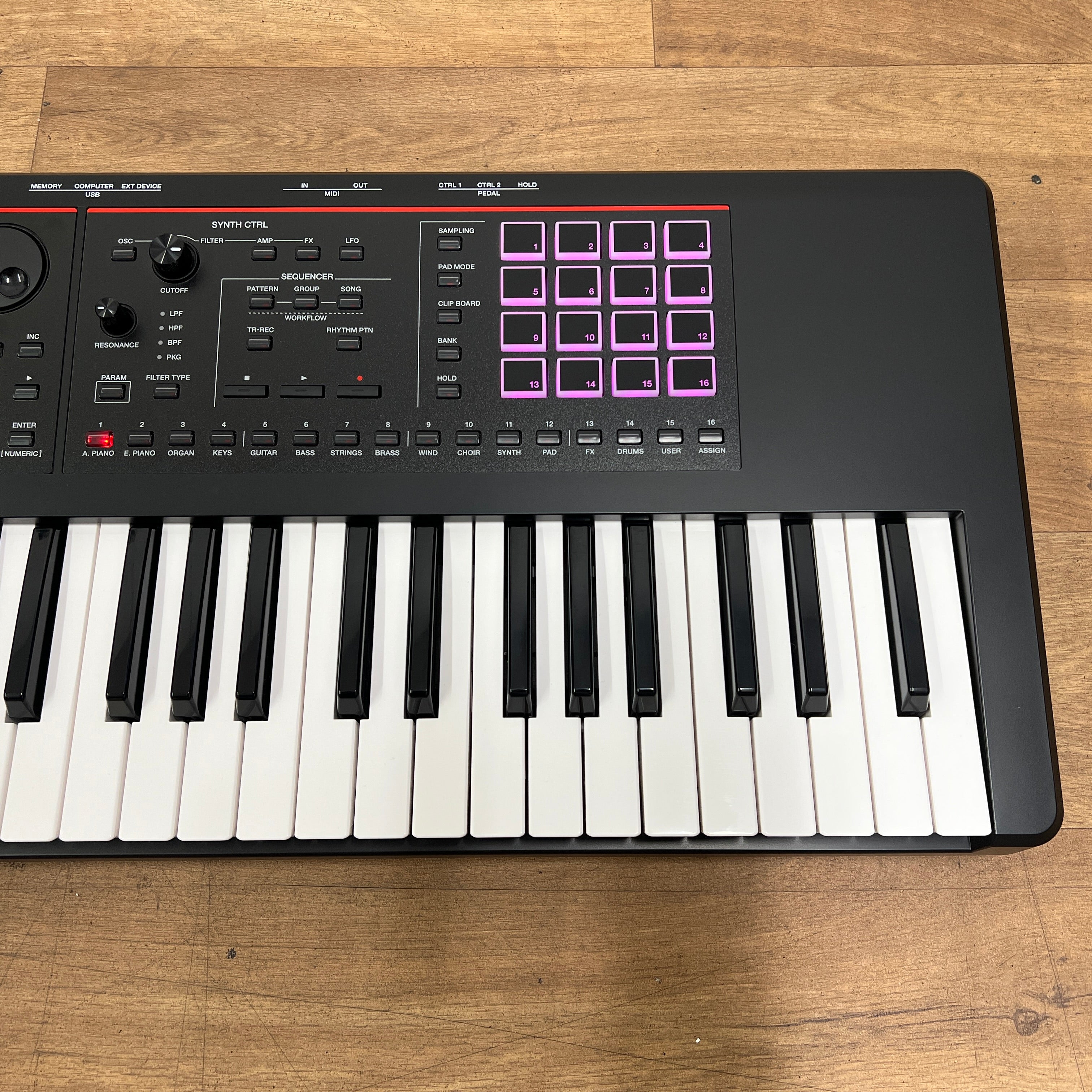 Roland Fantom 07 Keyboard; Serial No: Z7Q4962 | Second Hand - Image 6
