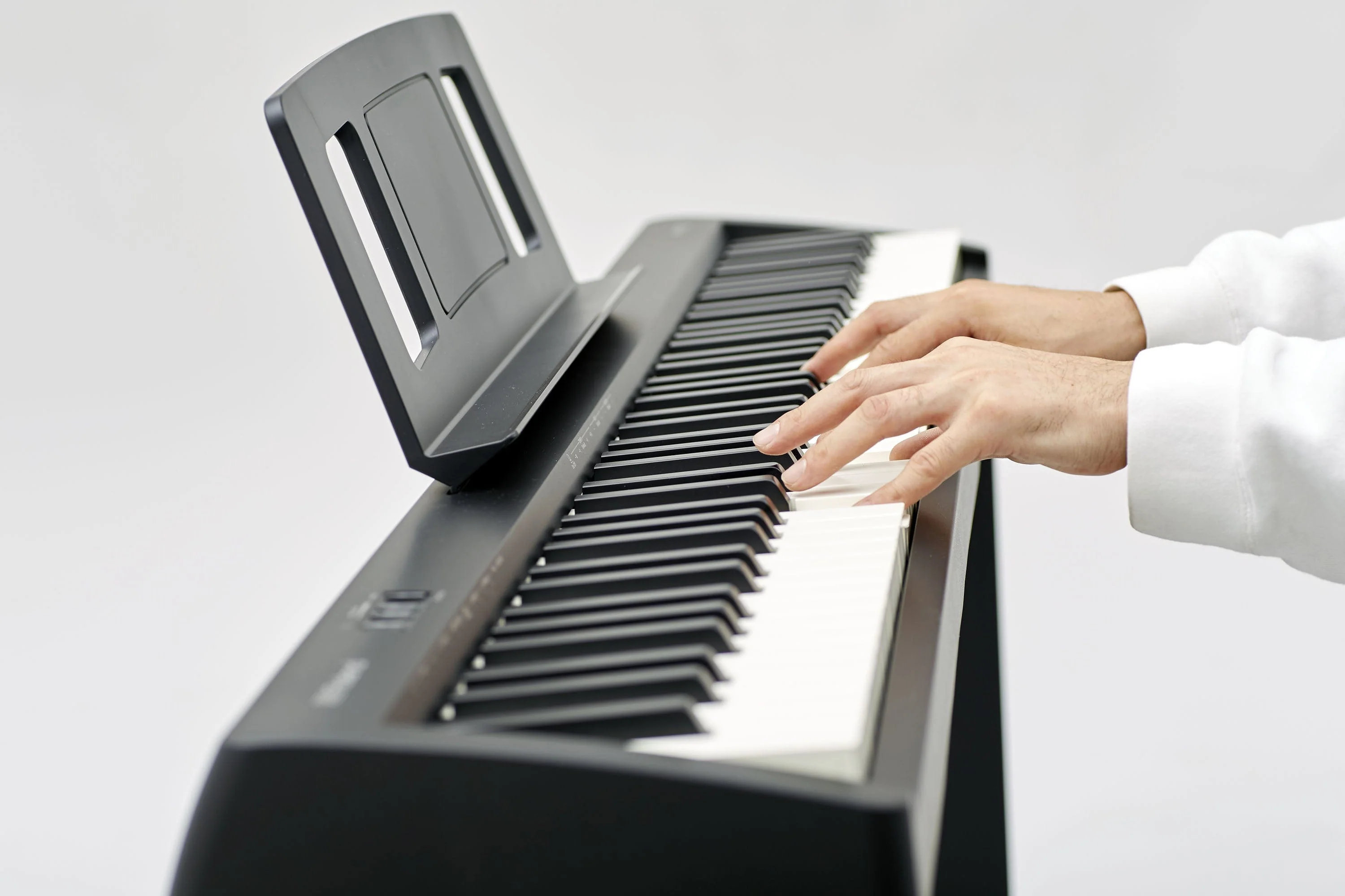 Roland FP10 Digital Piano Home Package - Image 5