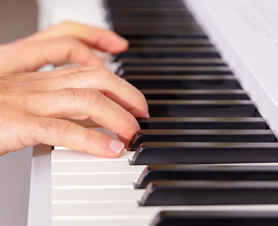Roland FP60X Digital Piano; White - Image 8