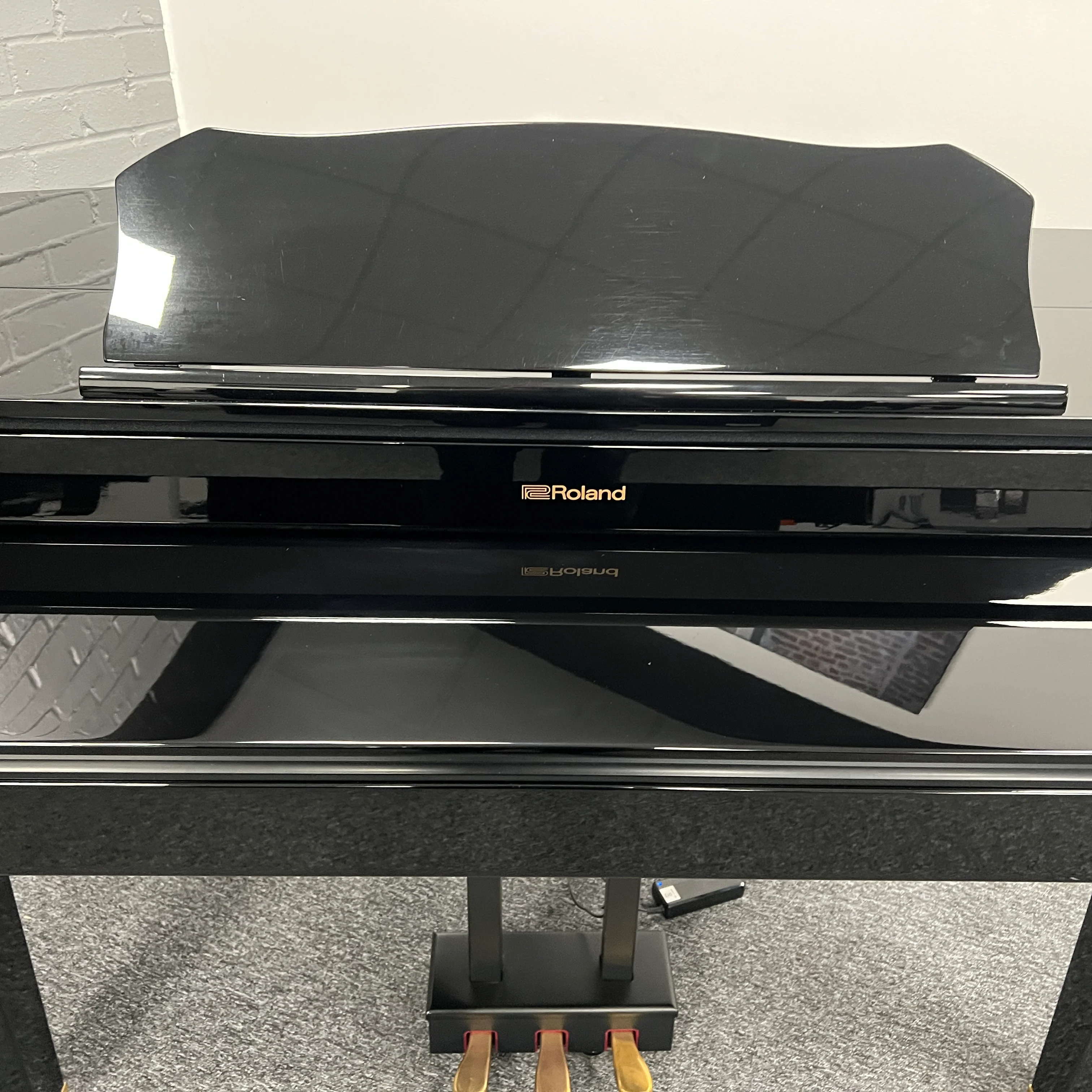 Roland GP607PE Digital Grand Piano With Matching Stool; Ser No:Z5M4959 | Second Hand - Image 9