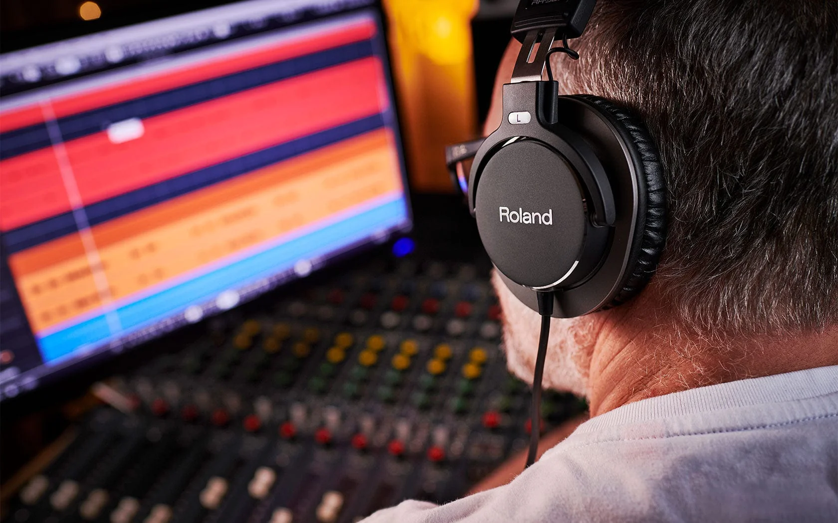 Roland RH300 Headphones - Image 6