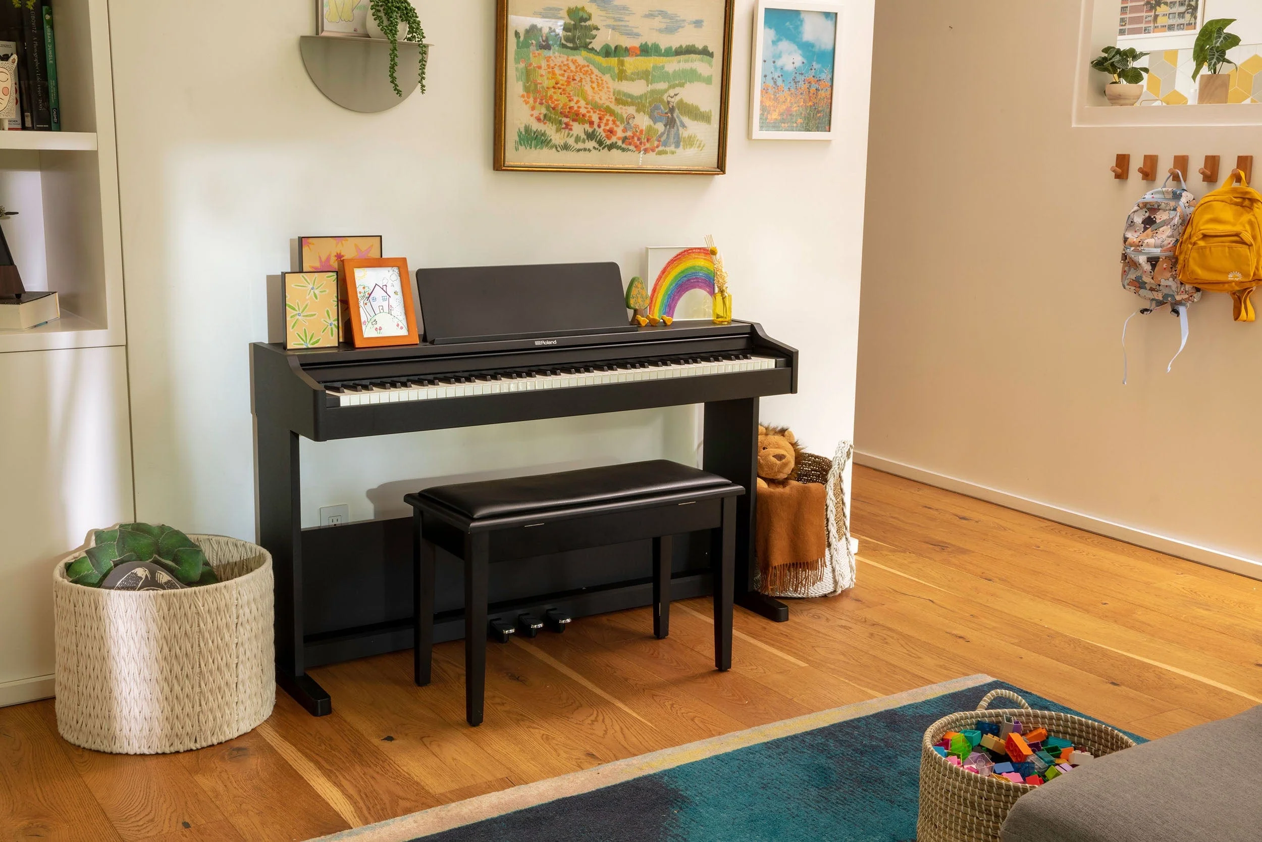 Roland RP107 Digital Piano; Black - Image 11