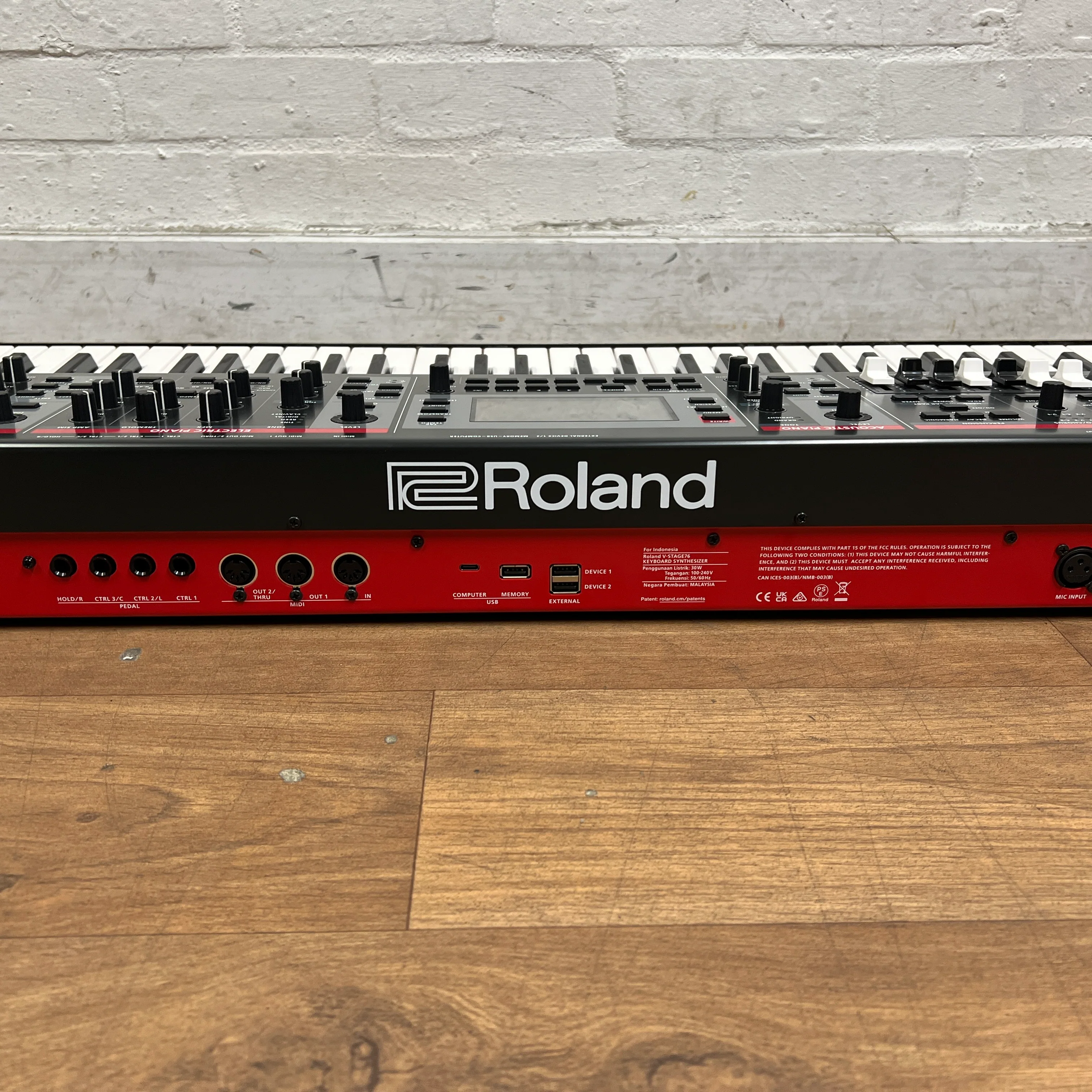 Roland V Stage 76 Keyboard; Serial No: Z5S0968 | Second Hand - Image 11
