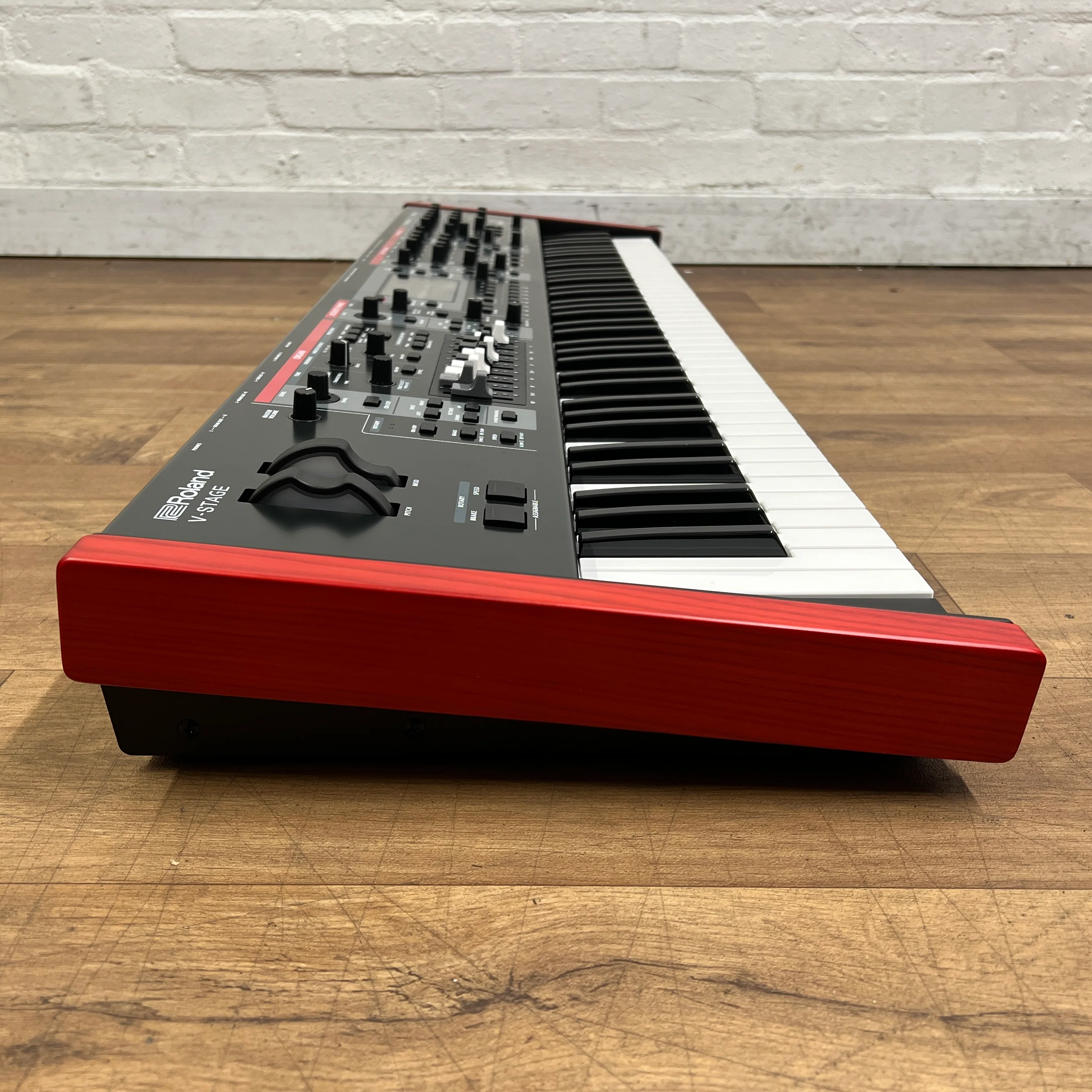 Roland V Stage 76 Keyboard; Serial No: Z5S0968 | Second Hand - Image 8