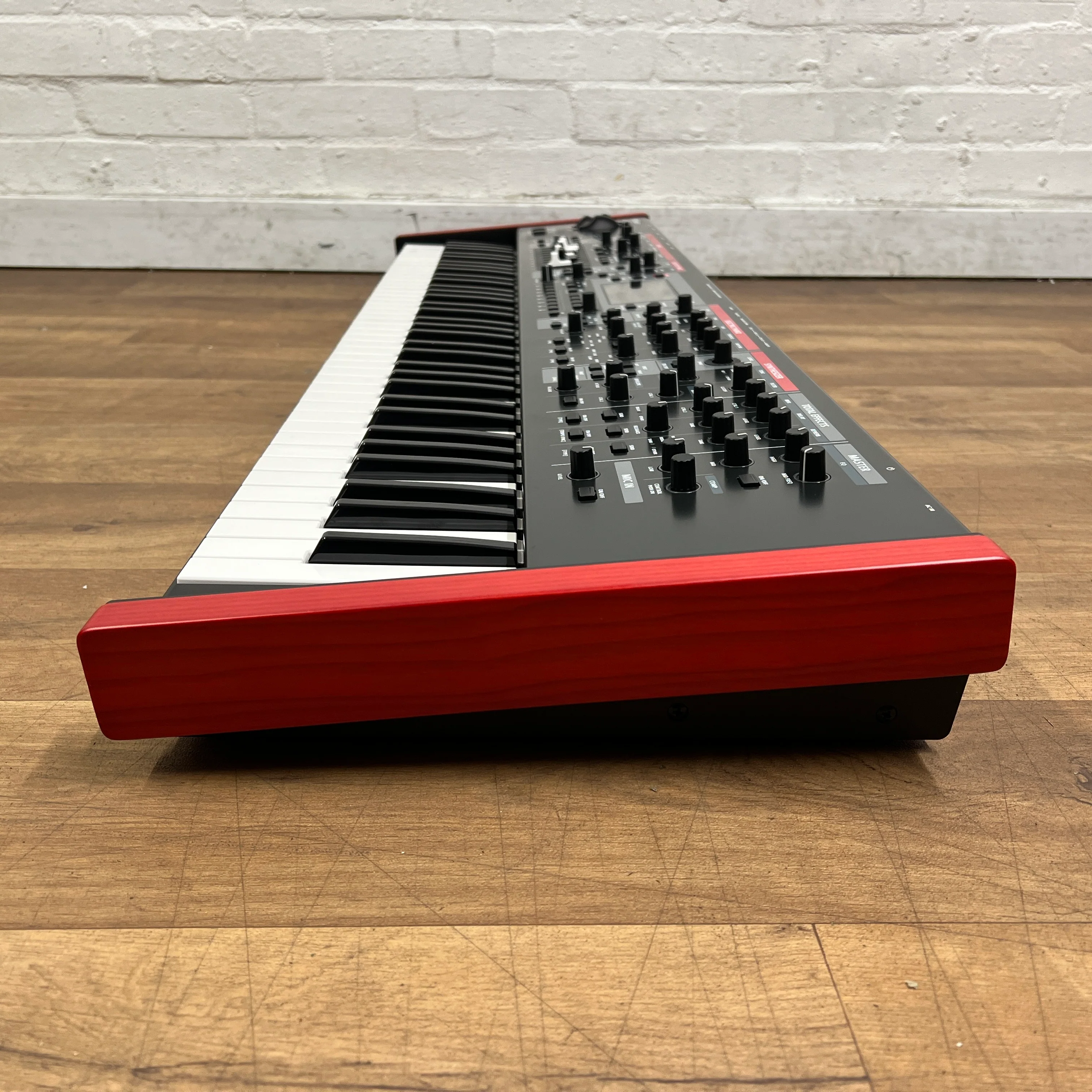 Roland V Stage 76 Keyboard; Serial No: Z5S0968 | Second Hand - Image 9