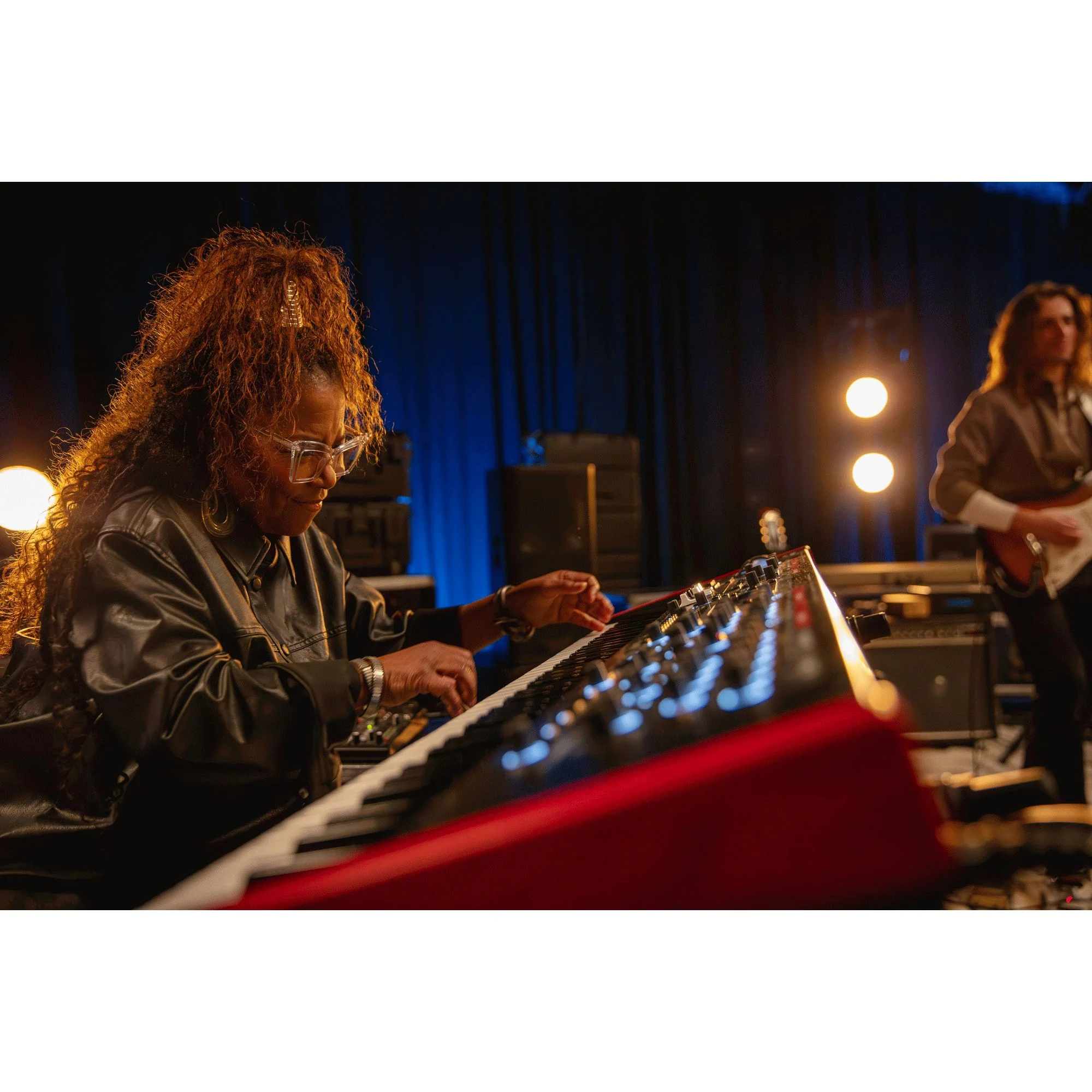 Roland V-Stage 88 Keyboard - Image 9