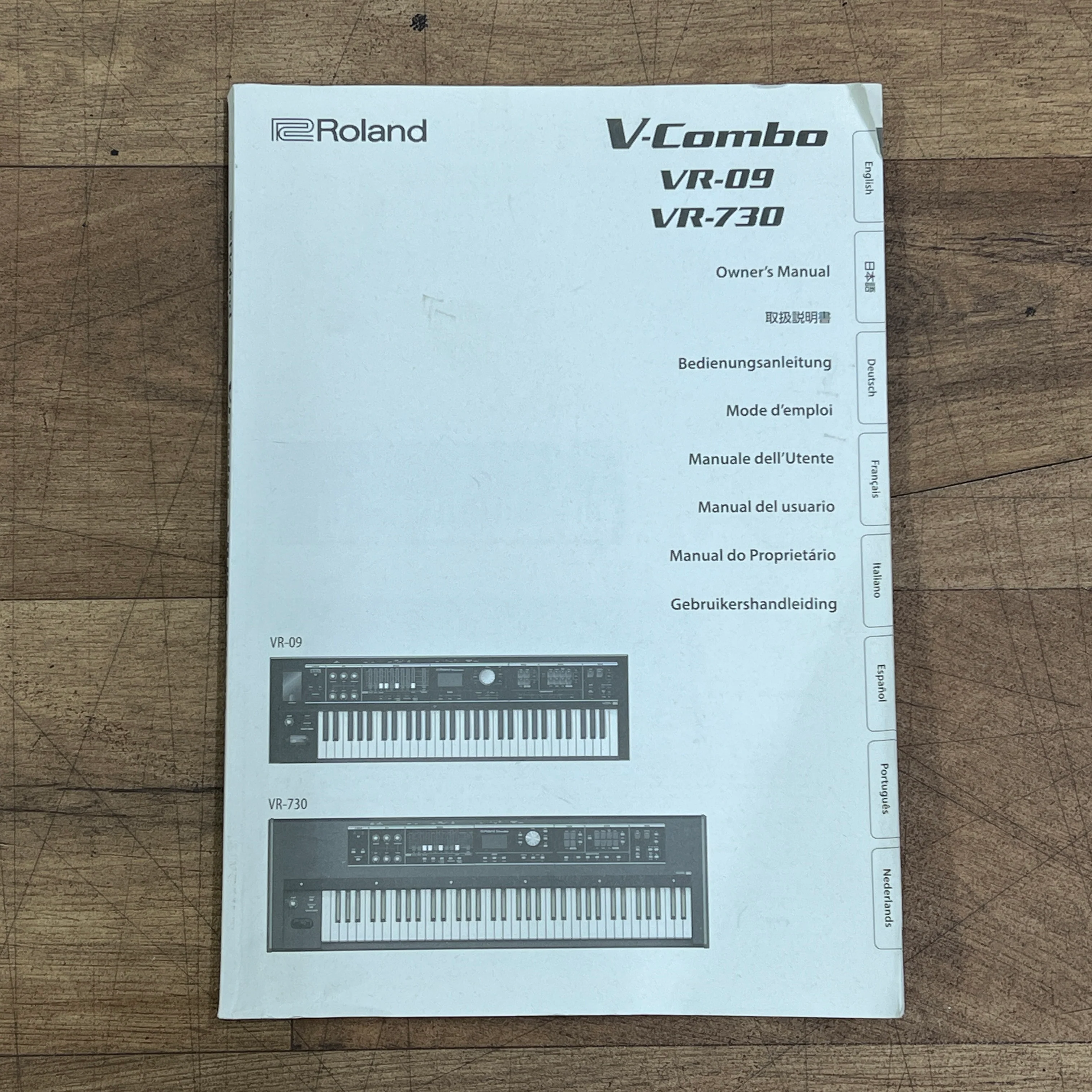 Roland VR730 73 Note V-Combo Keyboard; Serial No: Z9I1728 | Second Hand - Image 3