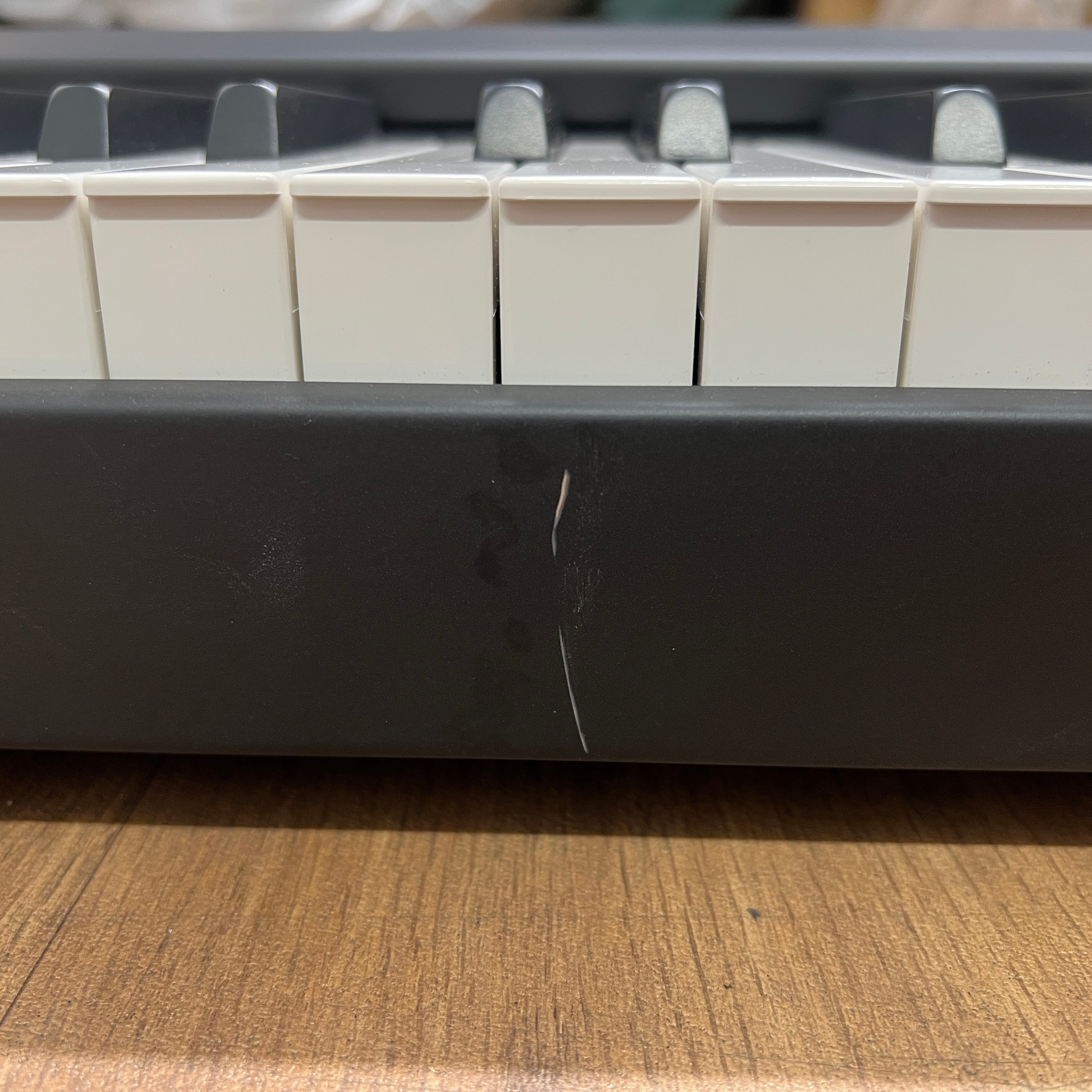Studiologic SL73 MIDI Controller Keyboard; Serial No: 2542IT7301105 | Second Hand - Image 8