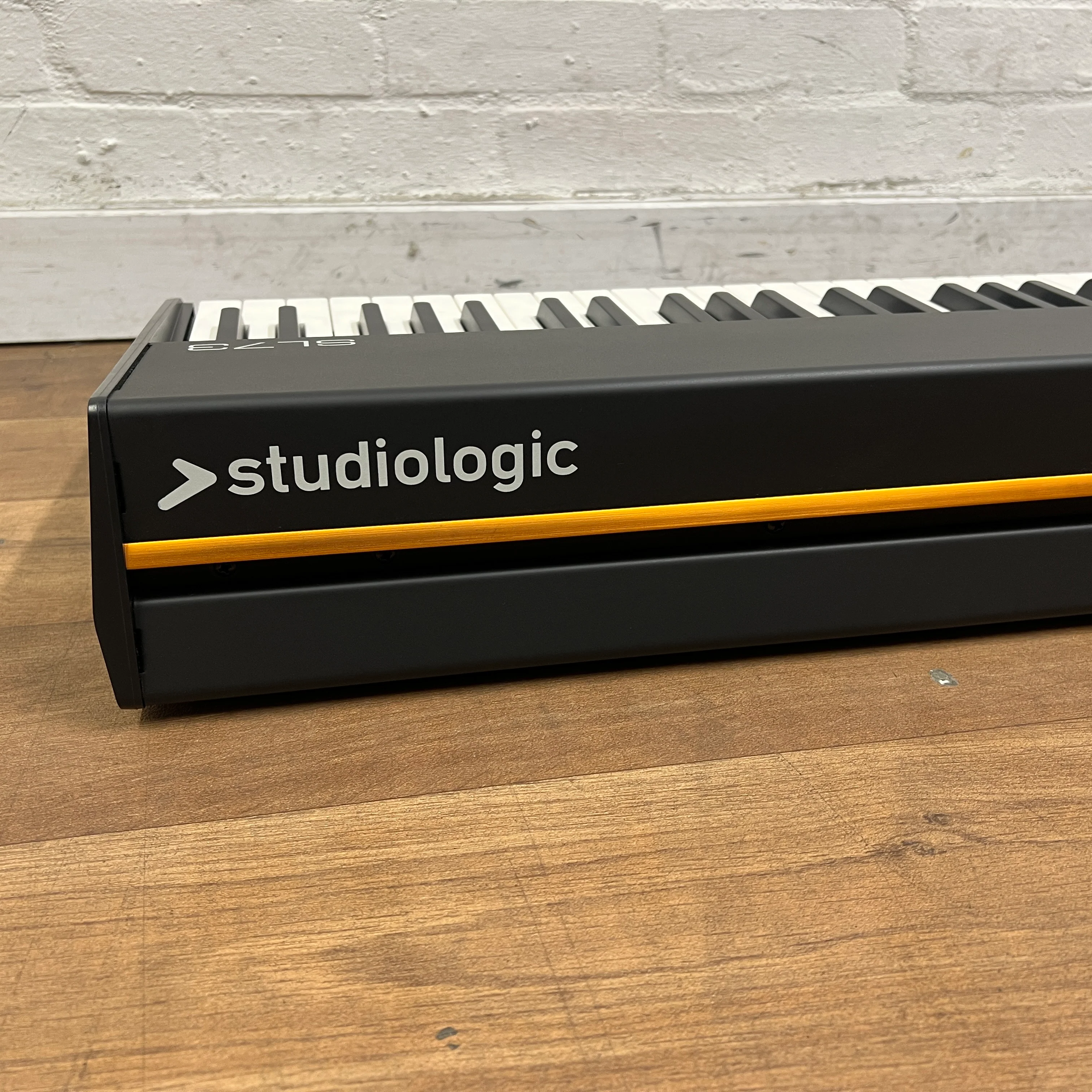Studiologic SL73 MIDI Controller Keyboard; Serial No: 2542IT7301105 | Second Hand - Image 9