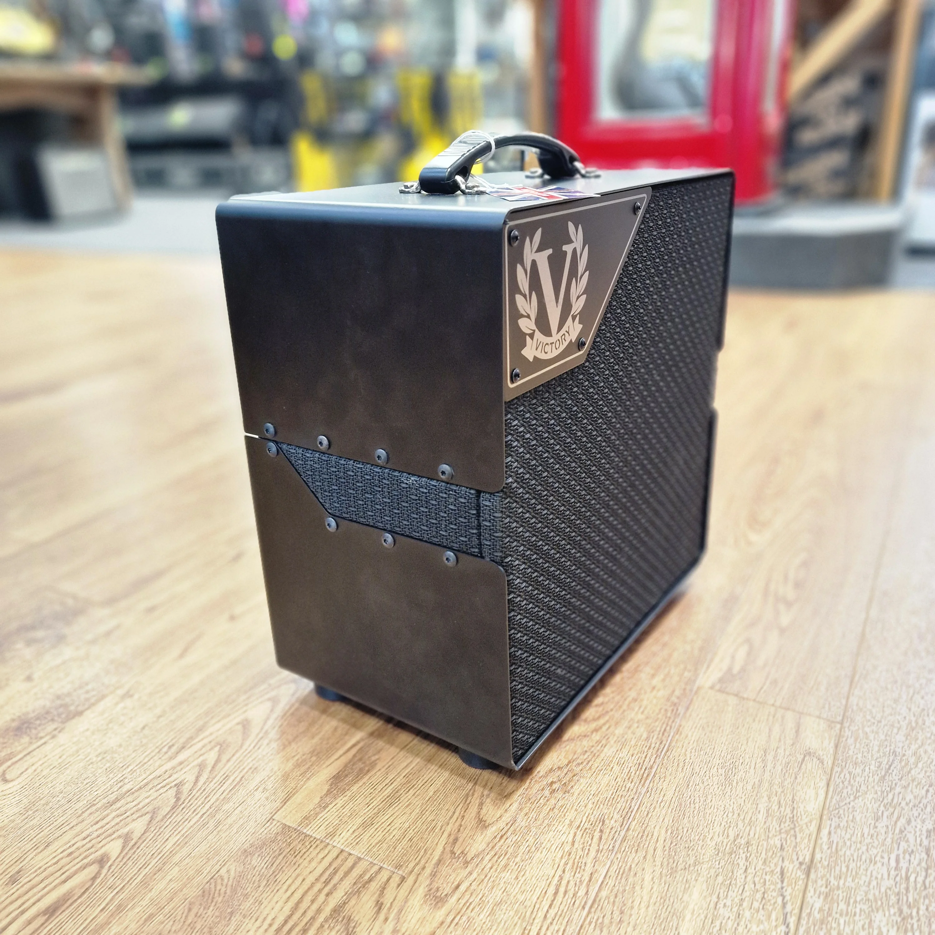 Victory Deputy V112 Lunchbox Guitar Cab | Second Hand - Image 3