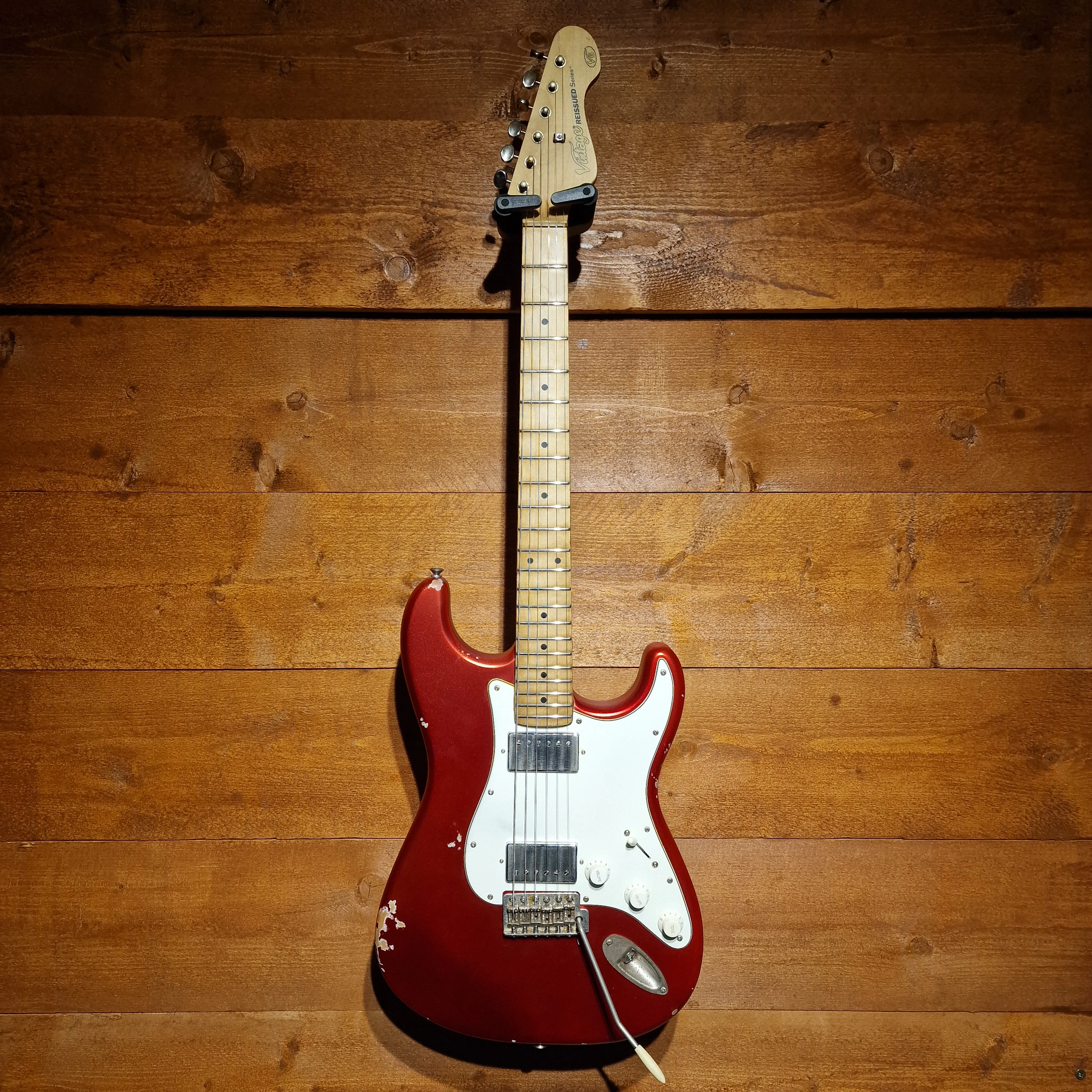Vintage V6 ProShop Custom Build Lightly Distressed; Matt Candy Apple Red: Serial No: 121121367 | Second Hand - Image 2