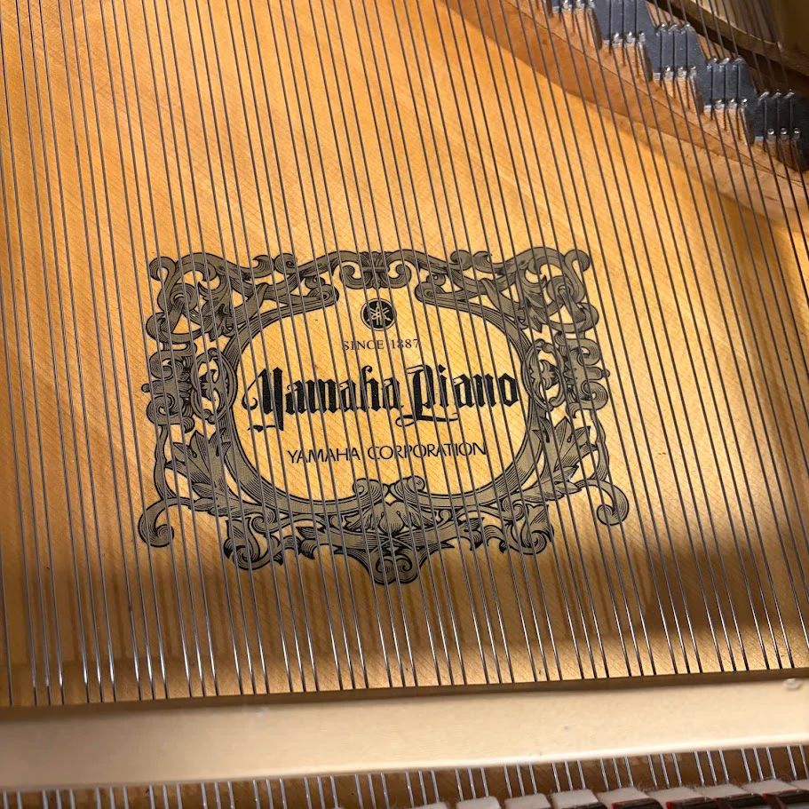 Yamaha C3 Polished Ebony Grand Piano Serial No: B2263607 | Reconditioned - Image 8