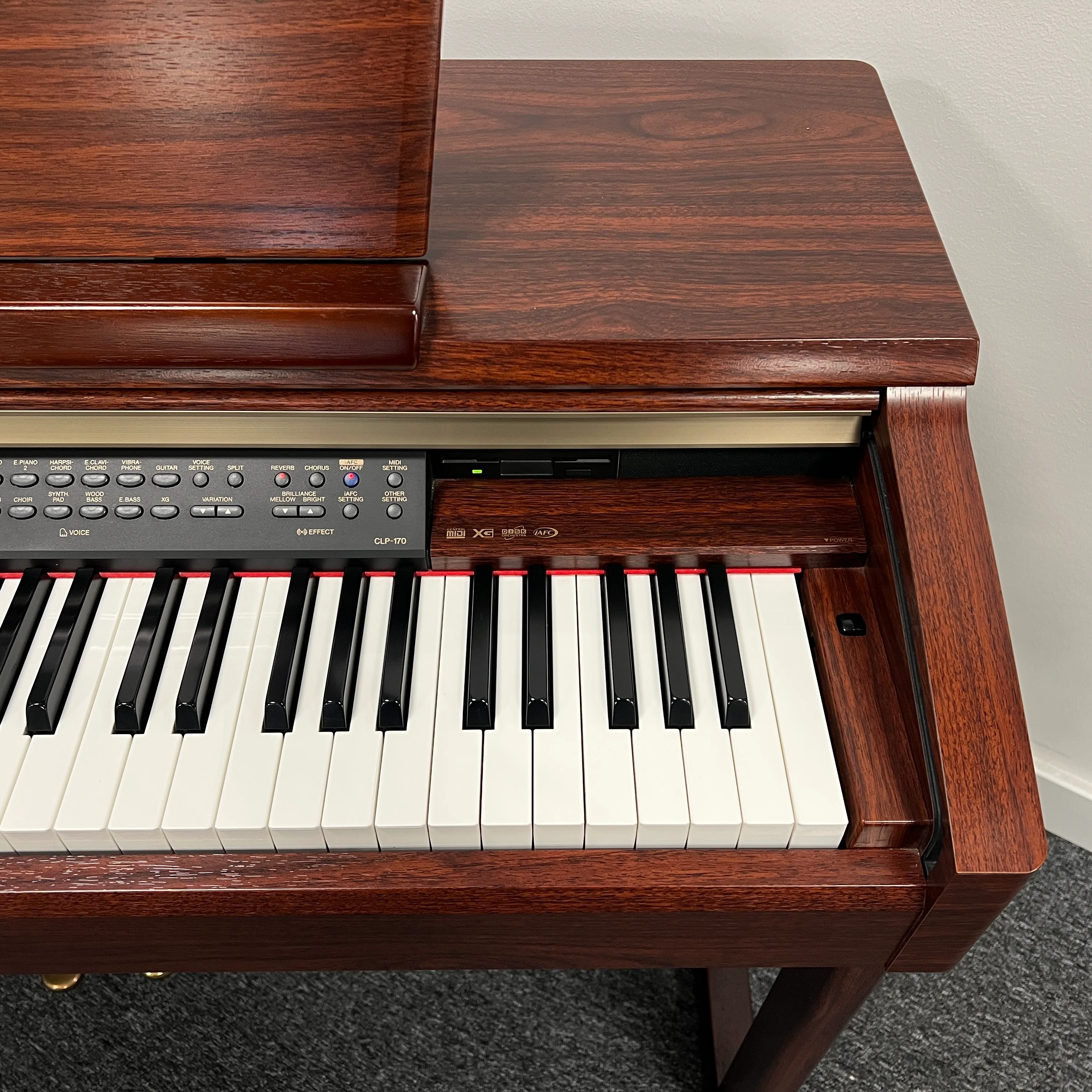 Yamaha CLP170M Digital Piano; Serial No: 607432 | Second Hand - Image 5