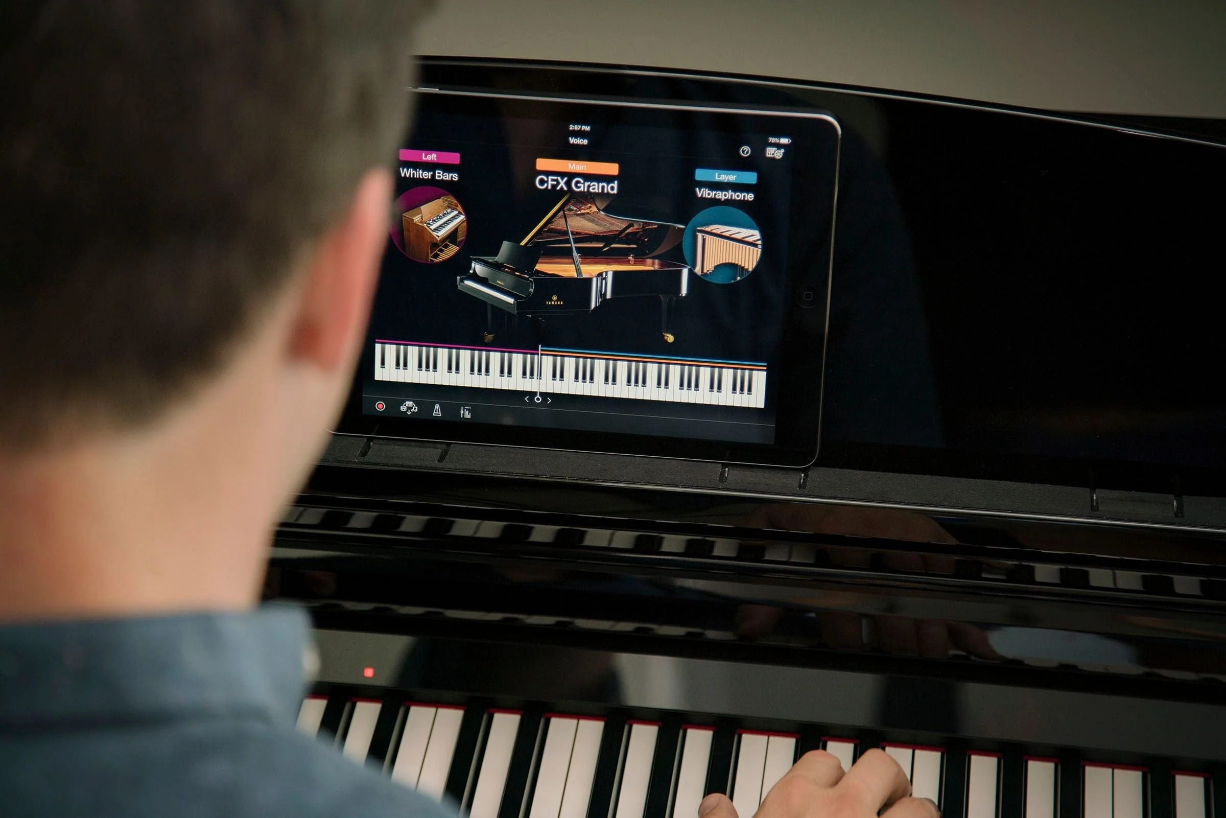Yamaha CSP295GP Digital Grand Smart Piano; Polished Ebony - Image 5