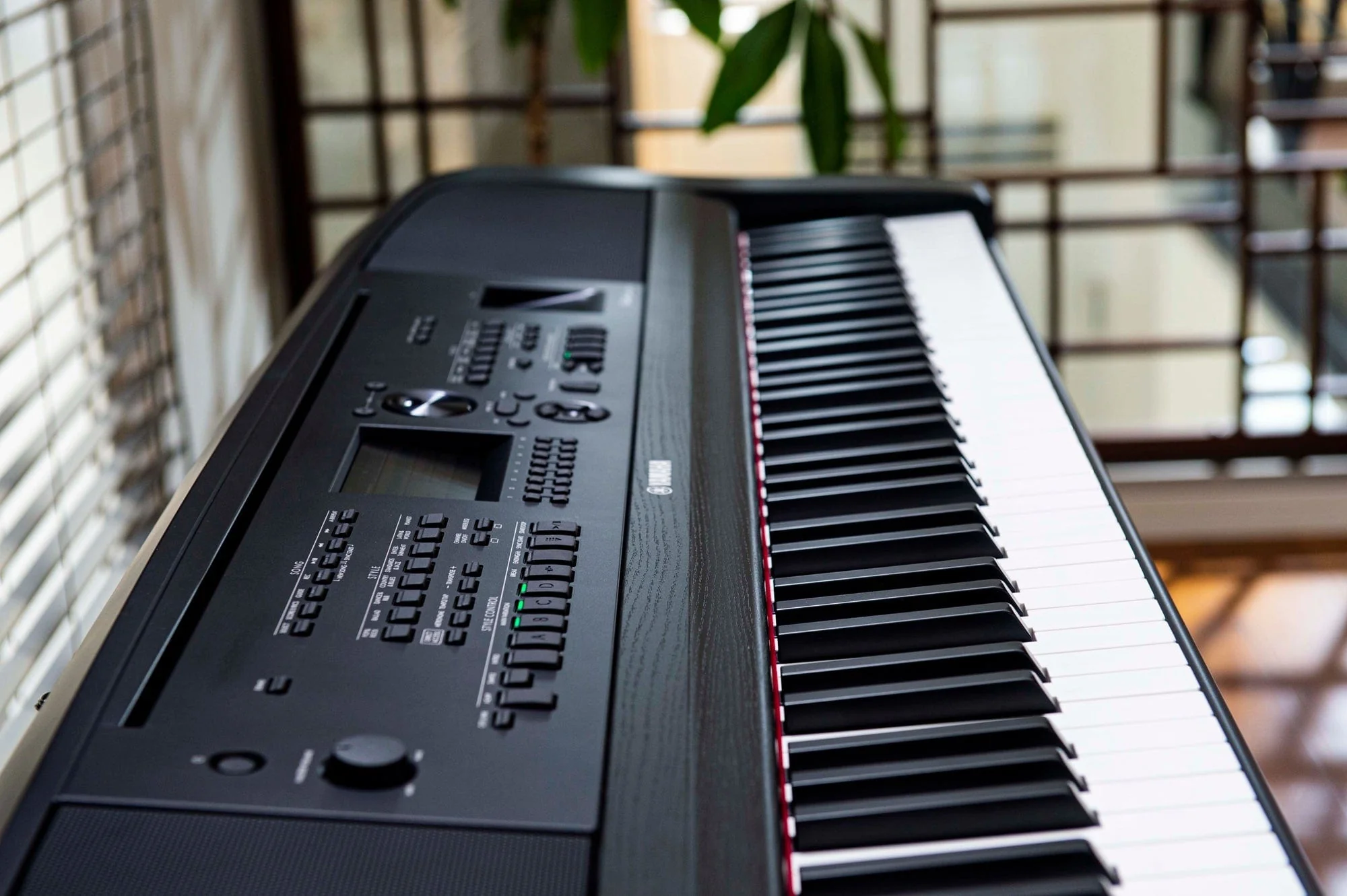 Yamaha DGX670 Black Piano Home Package - Image 6
