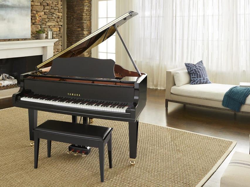 Yamaha GC1 SH3 Silent Grand Piano; Polished Ebony - Image 3