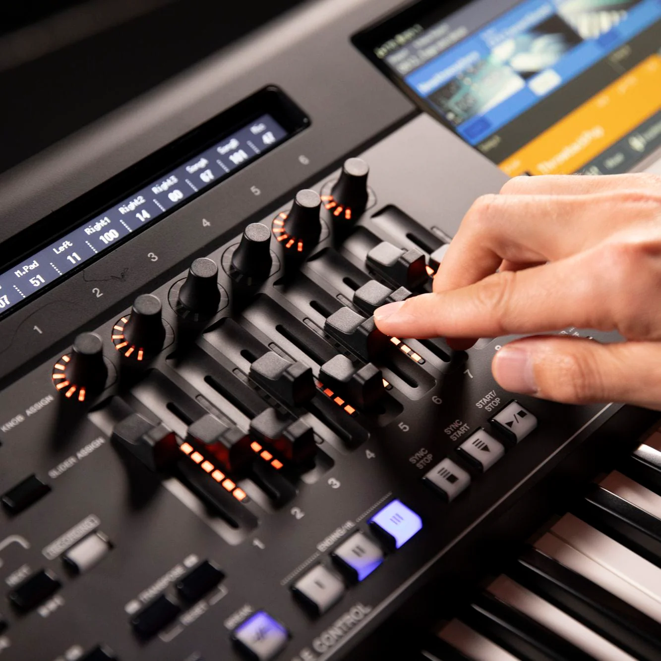 Yamaha Genos 2 Keyboard Elite Package - Image 4