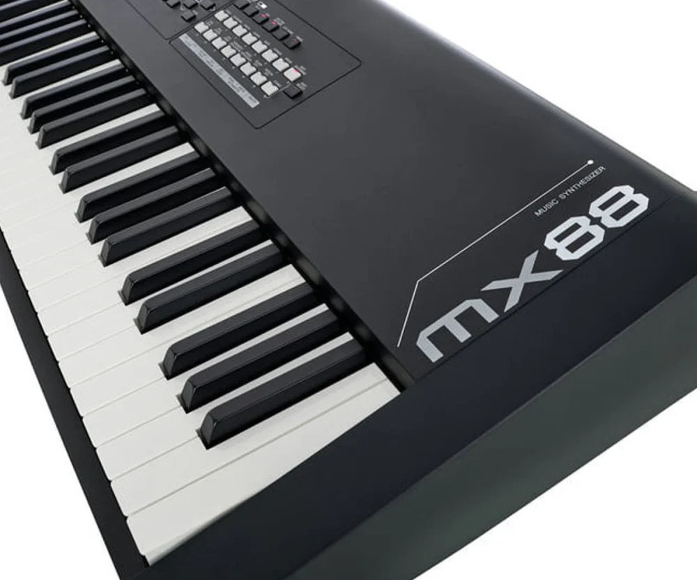 Yamaha MX88 Music Synthesizer - Image 7