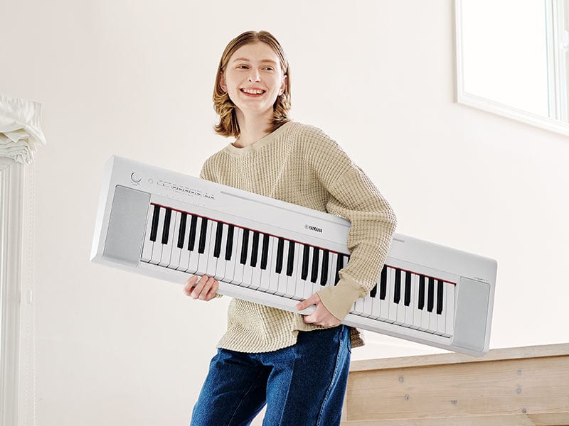 Yamaha Piaggero NP15 Smart Portable Piano; Black - Image 11